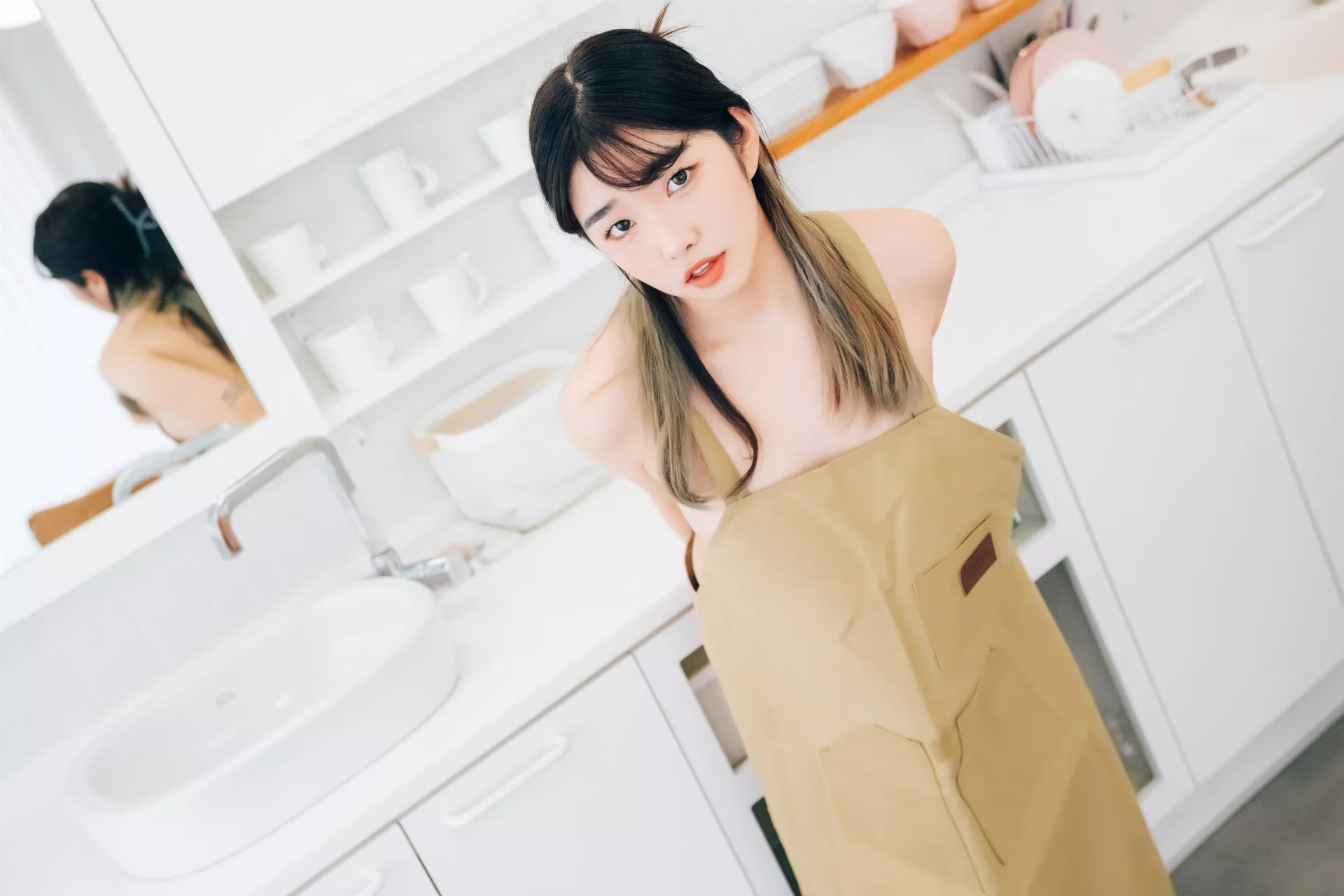 艺术图】 全集修正 艺术图 Sonson 淫惰丫头 韩国 丽人 韩国 Nude 丽人 【Loozy Apron