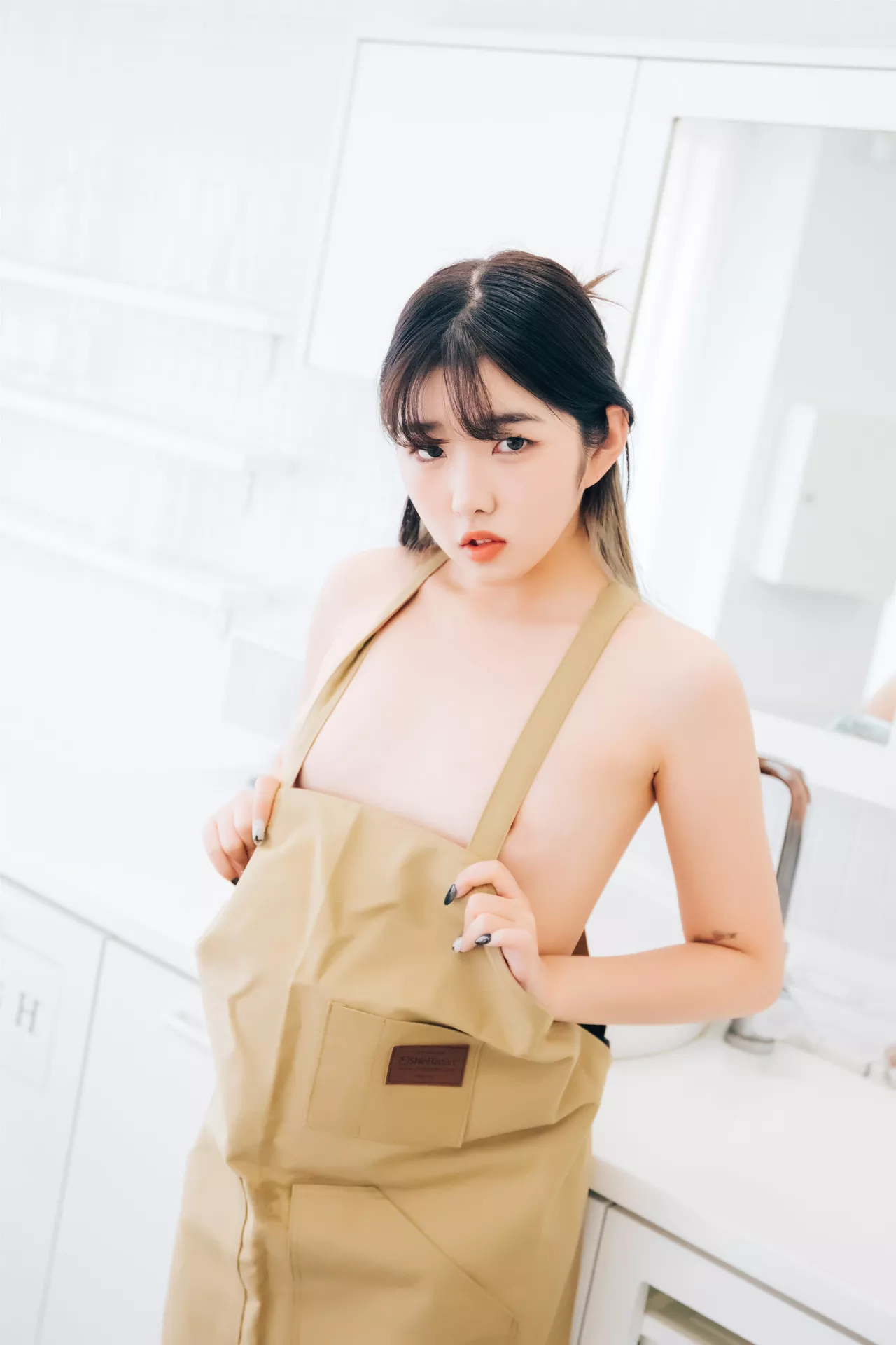 艺术图】 全集修正 艺术图 Sonson 淫惰丫头 韩国 丽人 韩国 Nude 丽人 【Loozy Apron
