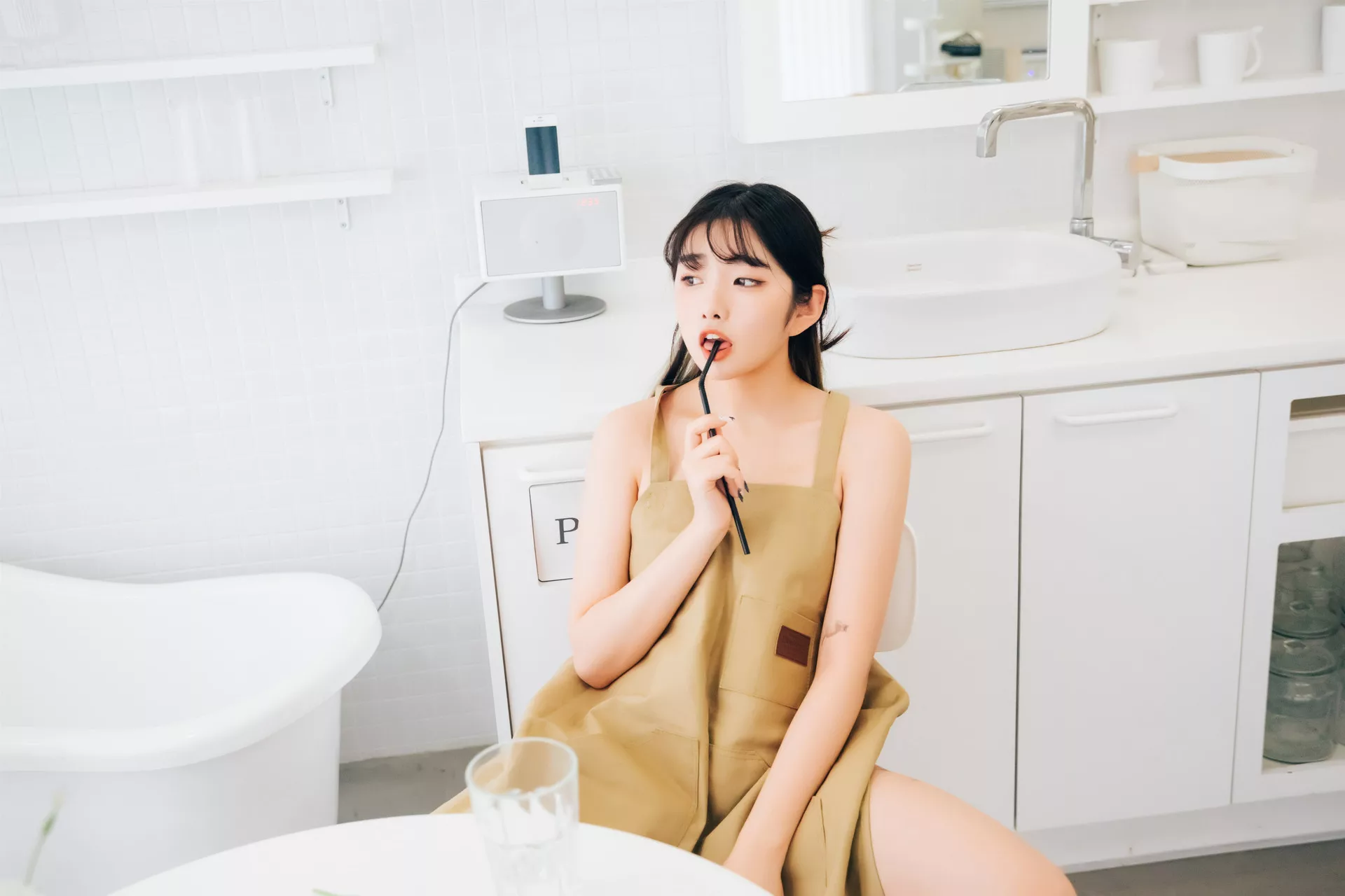 艺术图】 全集修正 艺术图 Sonson 淫惰丫头 韩国 丽人 韩国 Nude 丽人 【Loozy Apron