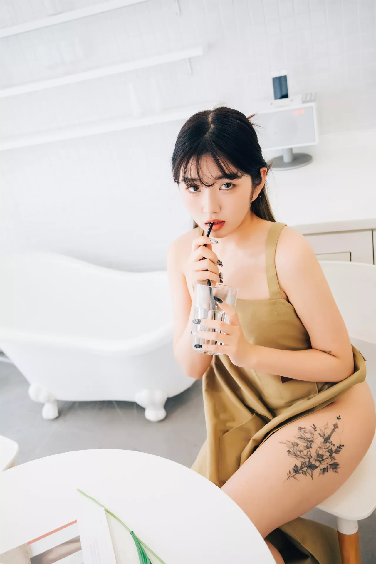 艺术图】 全集修正 艺术图 Sonson 淫惰丫头 韩国 丽人 韩国 Nude 丽人 【Loozy Apron