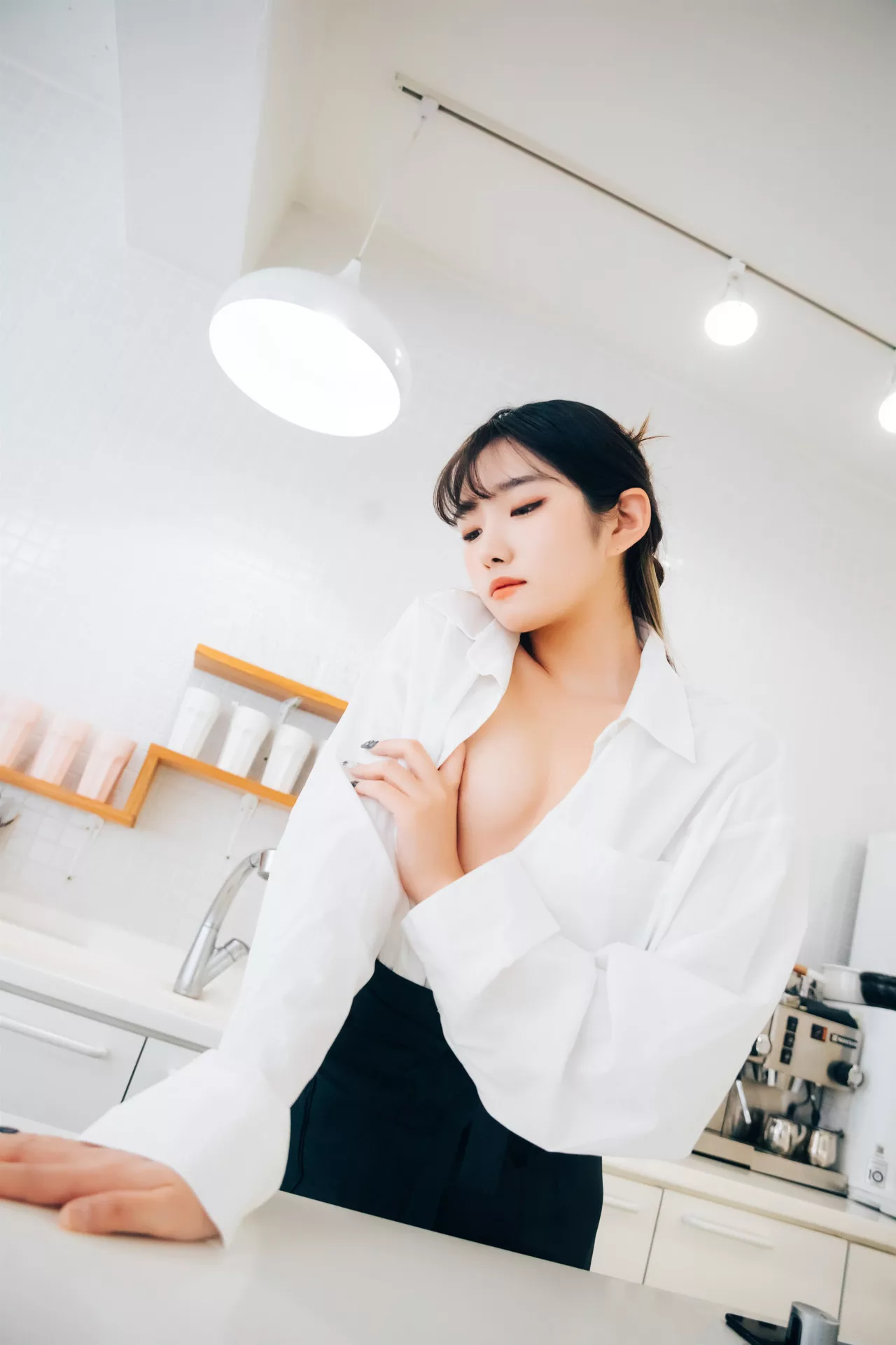 艺术图】 全集修正 艺术图 Sonson 淫惰丫头 韩国 丽人 韩国 Nude 丽人 【Loozy Apron