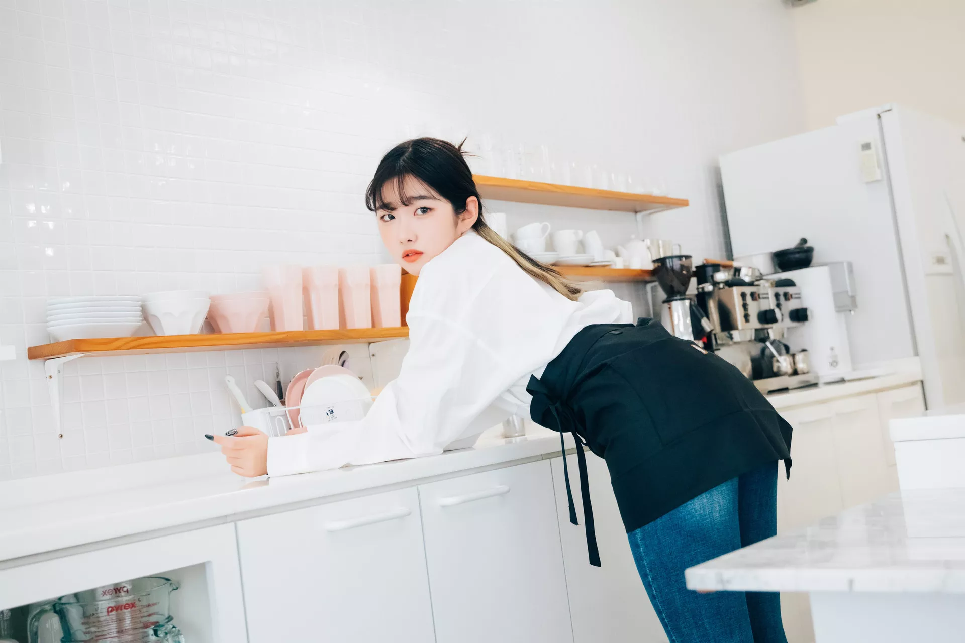艺术图】 全集修正 艺术图 Sonson 淫惰丫头 韩国 丽人 韩国 Nude 丽人 【Loozy Apron