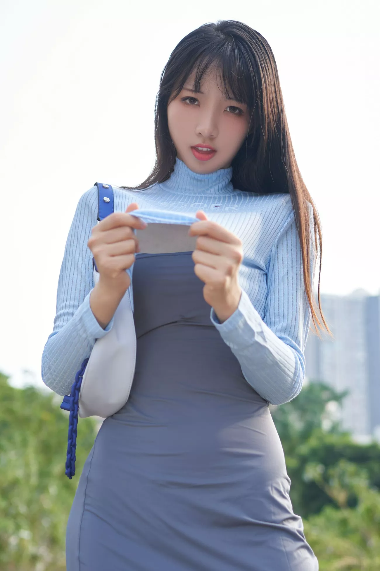 《吉他美媚》 高清艺术图美图 西瓜姑娘