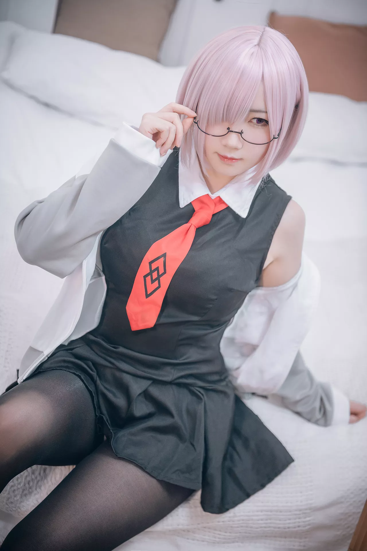 Shielder Cosplay Mash 丽人 【是本末末】 ONE Kyrielight 玛修 福利