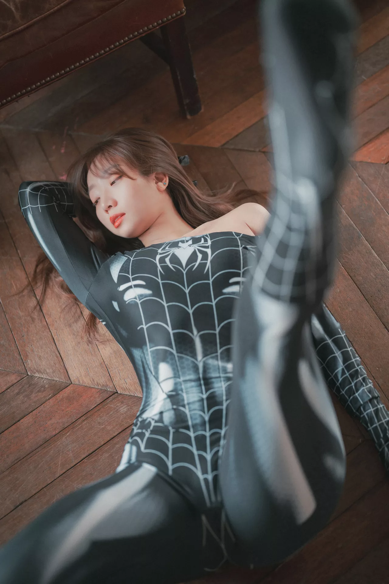 南韩 写真 南韩 The 高清写真图集】 辣模 Koby【DJAWA Curvy Spider Girl 辣模 (48P) 大佳玩