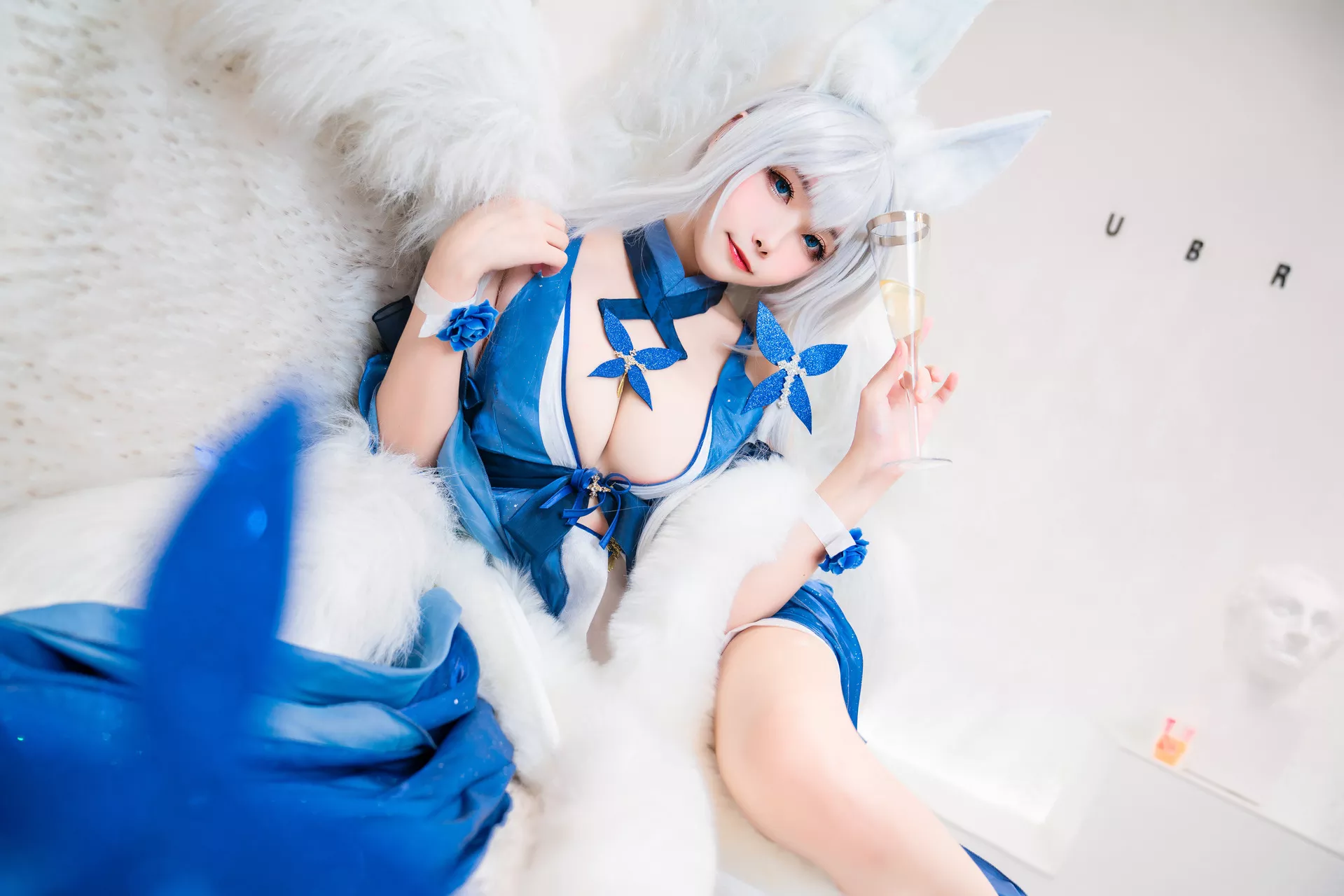 葵葵】 美人 Cosplay No 福报 【Momo ko Shina 信浓礼服