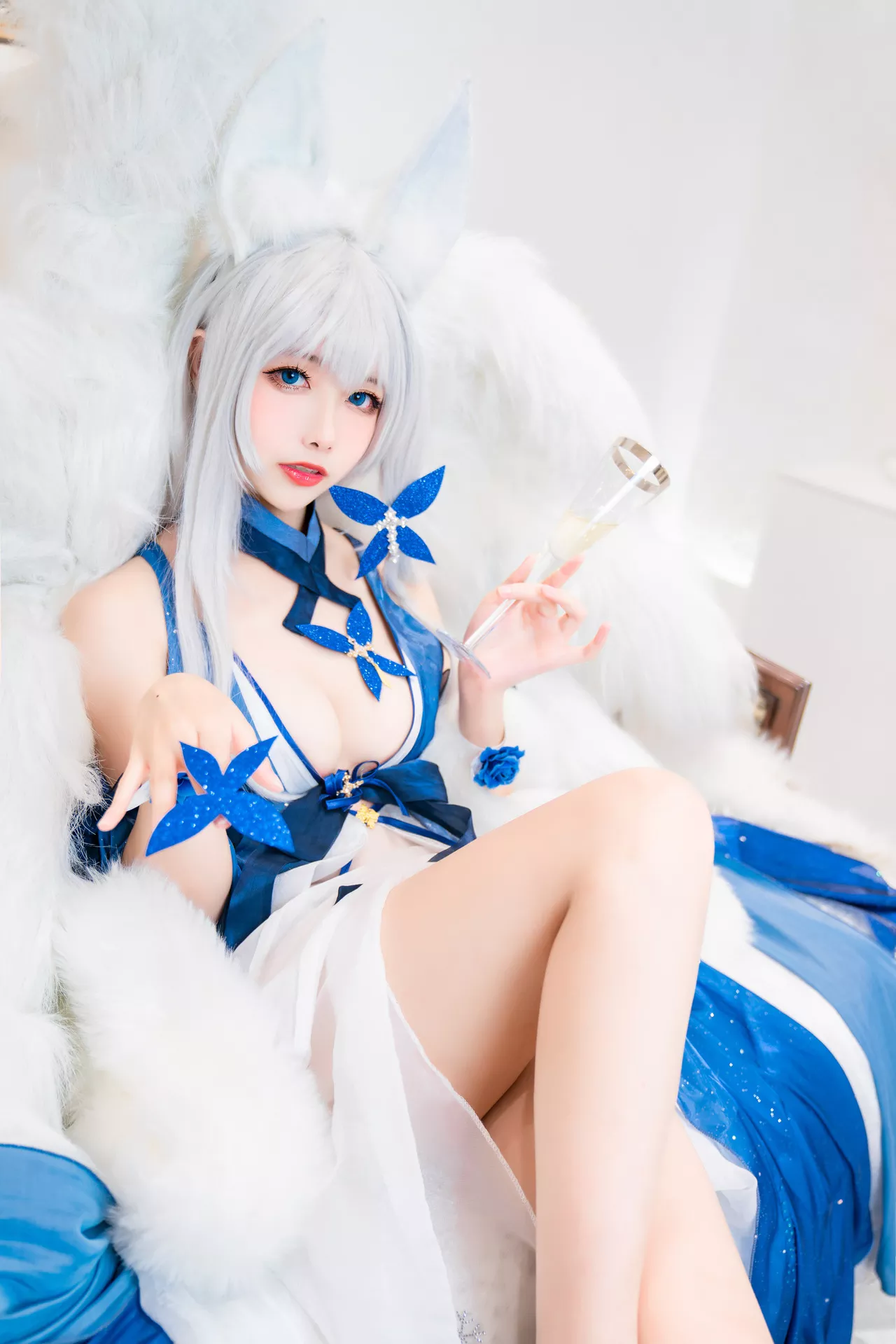 葵葵】 美人 Cosplay No 福报 【Momo ko Shina 信浓礼服