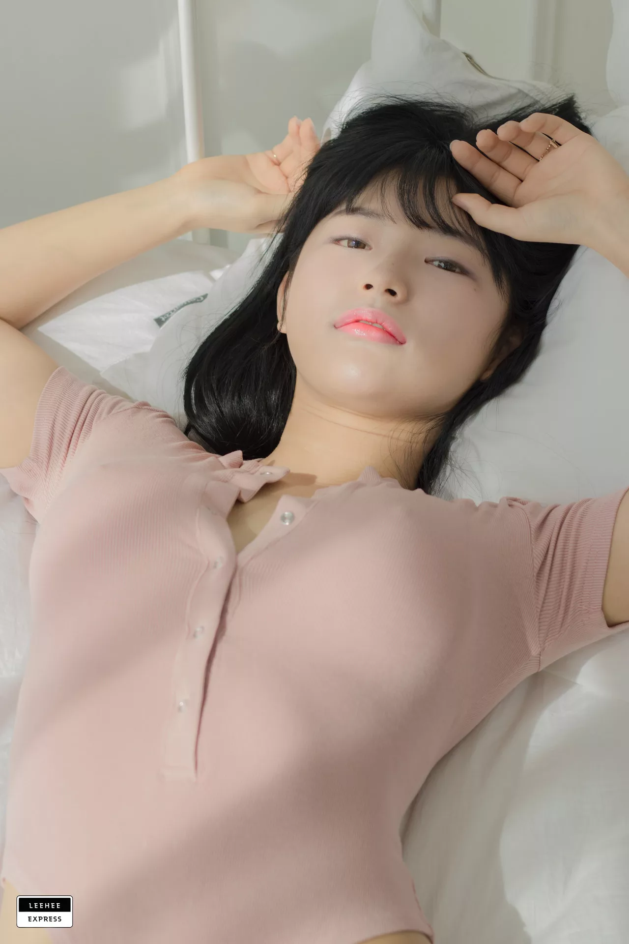利熙快运 韩国 仙女 LEHF U.Hwa【LEEHEE 韩国 EXPRESS (47P) 超清 017 模特 摄影 摄影组图】