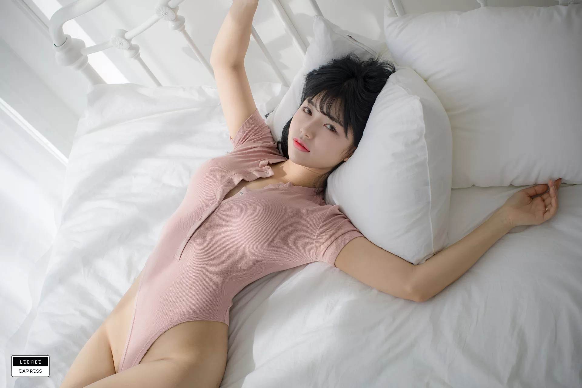 利熙快运 韩国 仙女 LEHF U.Hwa【LEEHEE 韩国 EXPRESS (47P) 超清 017 模特 摄影 摄影组图】