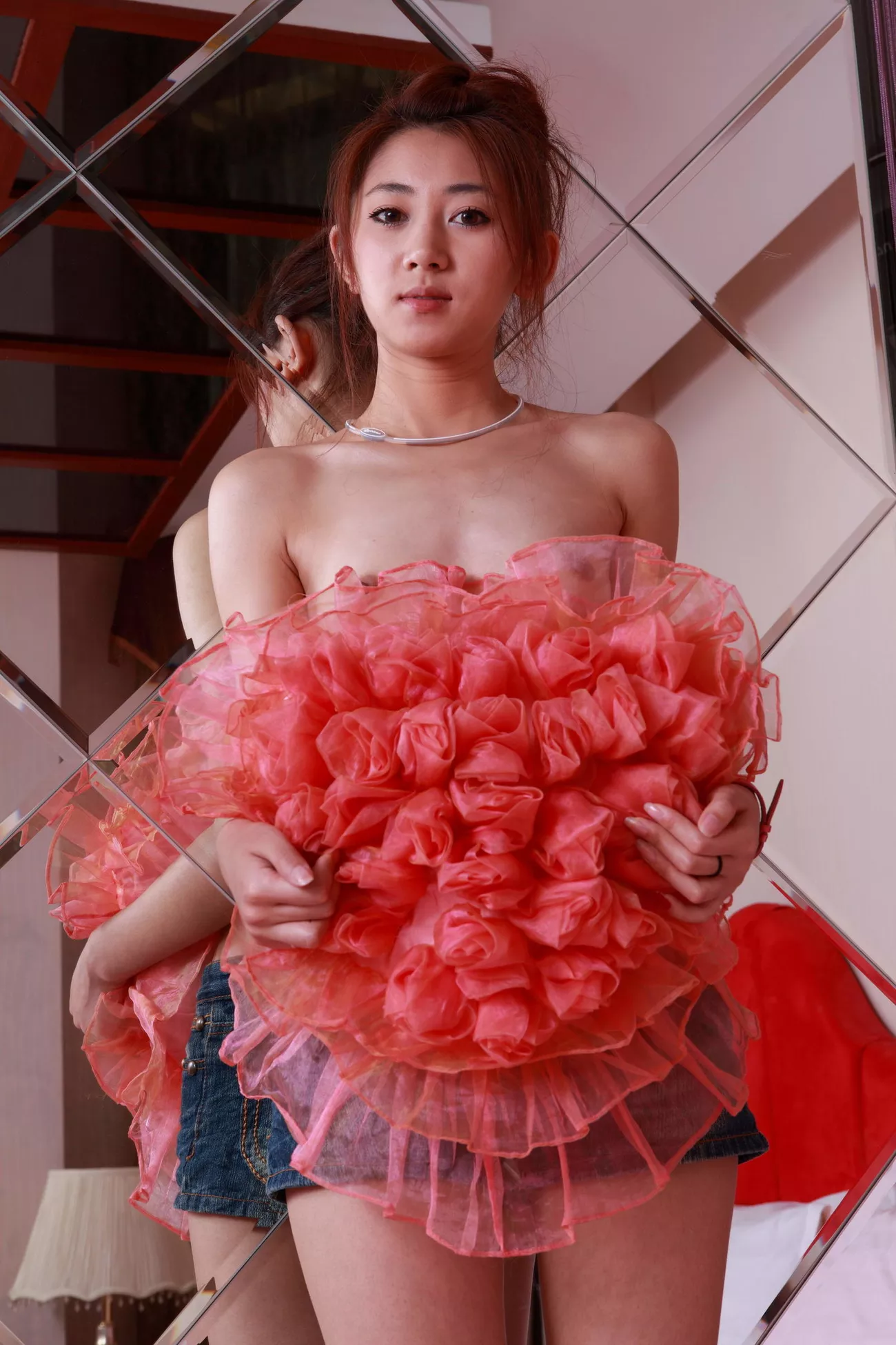《非诚勿扰》最美嘉宾闫 凤娇 人体 不雅照泄密门 私拍 人体 国模