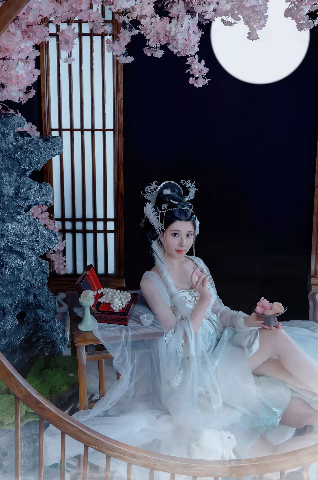高清写真套图 《嫦娥仙子》 年年