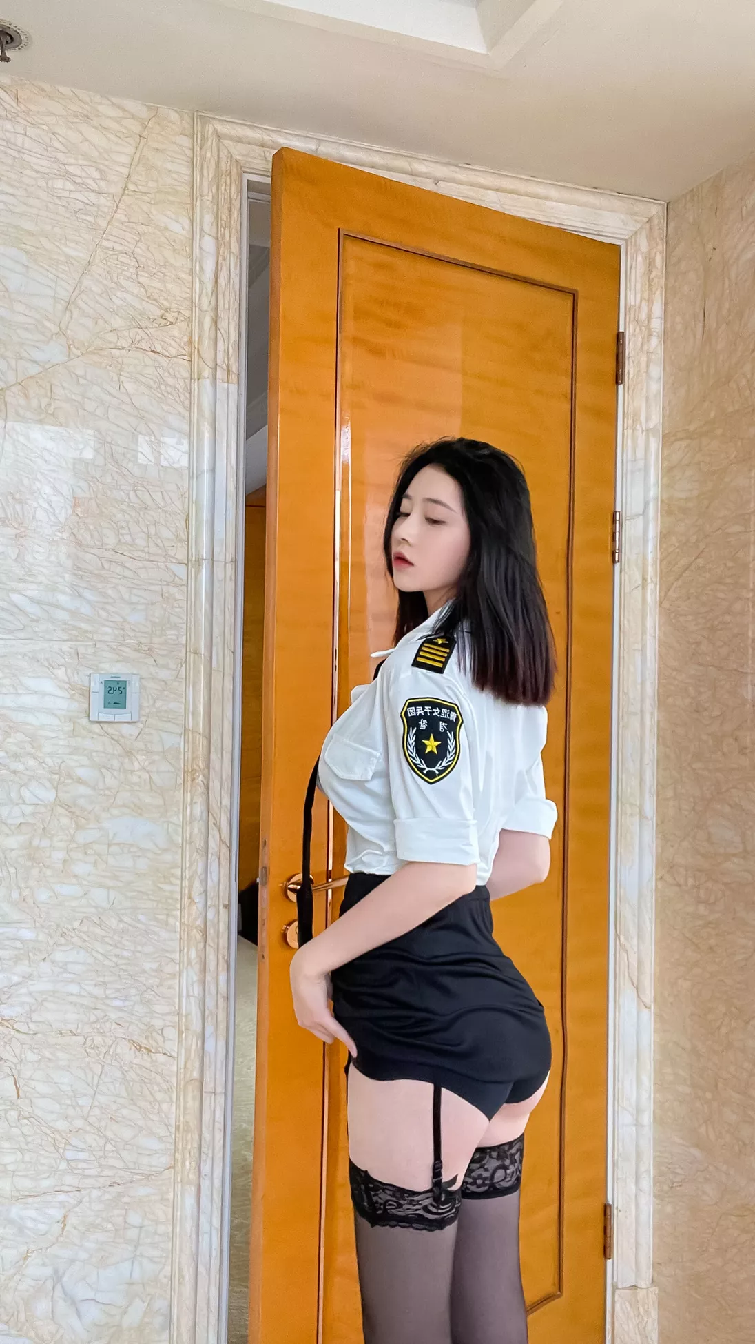 《s女警》 优质图像图集 年年