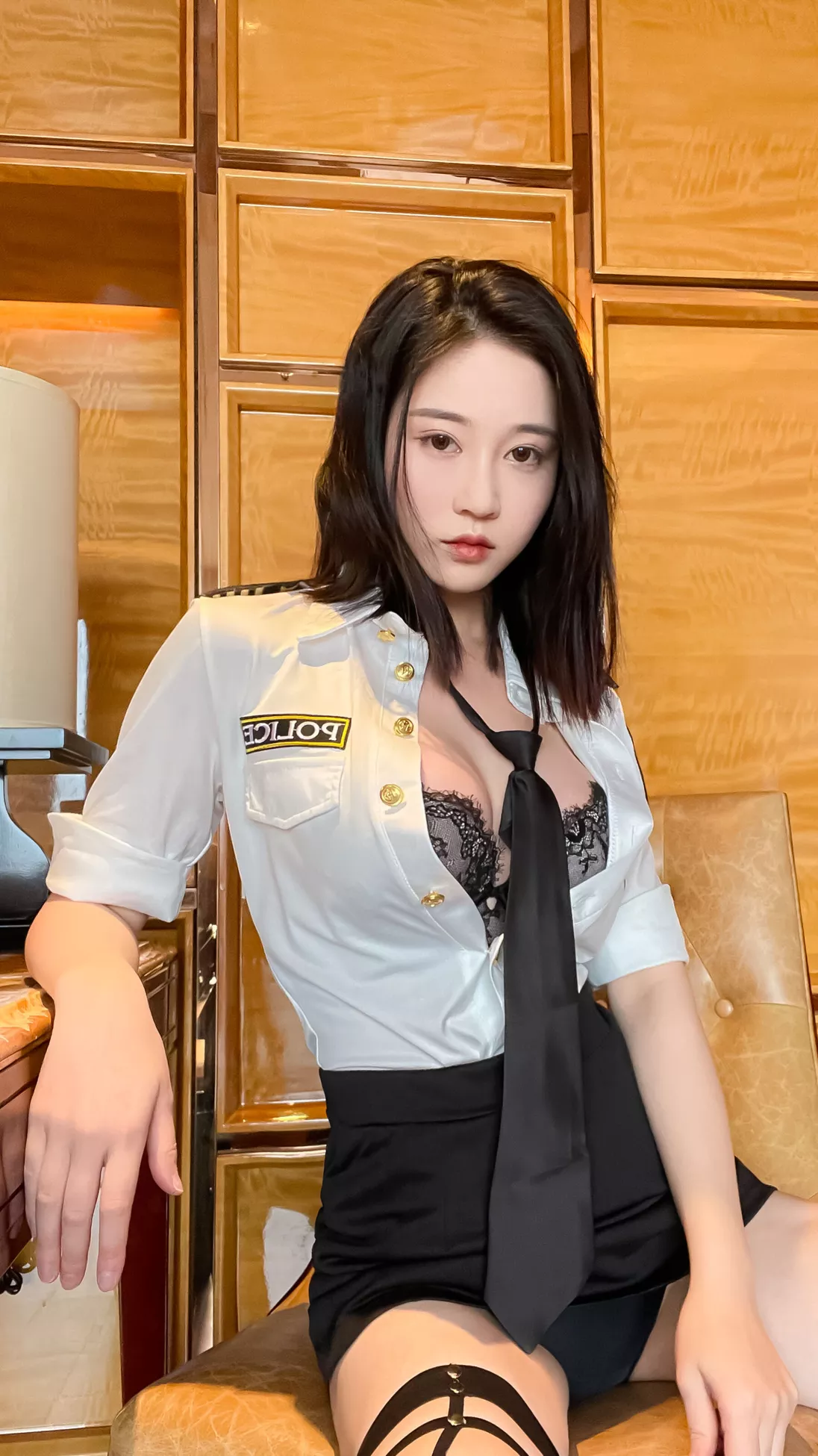 《s女警》 优质图像图集 年年