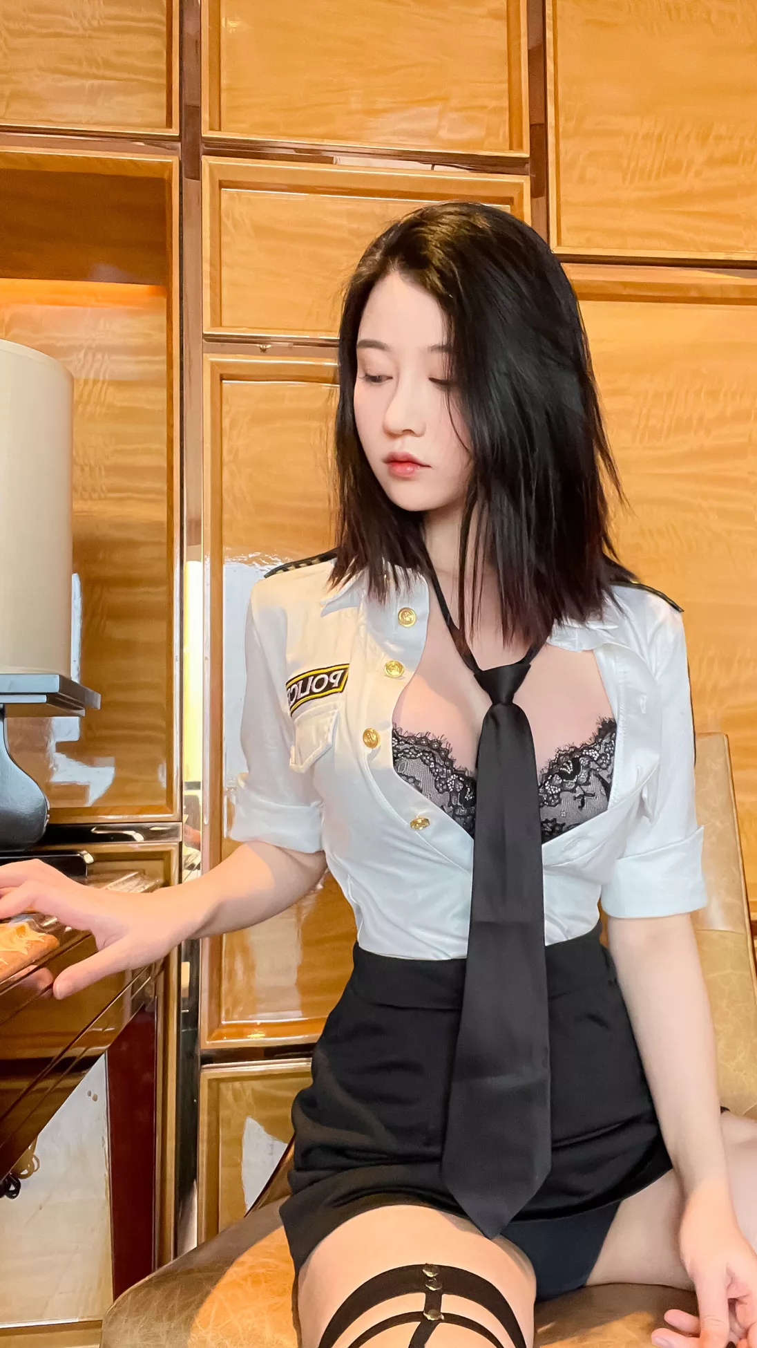 《s女警》 优质图像图集 年年