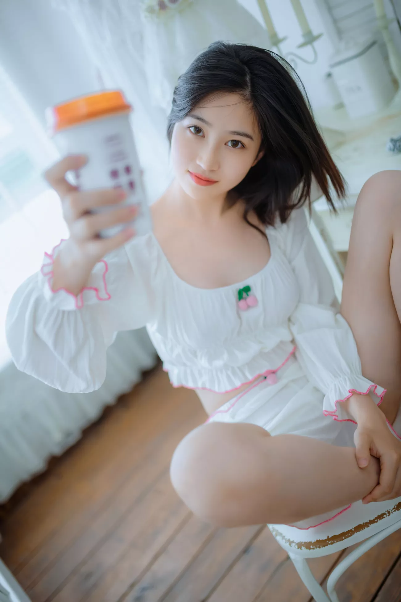 《吃棒棒糖的学生》 高质写真组图 年年