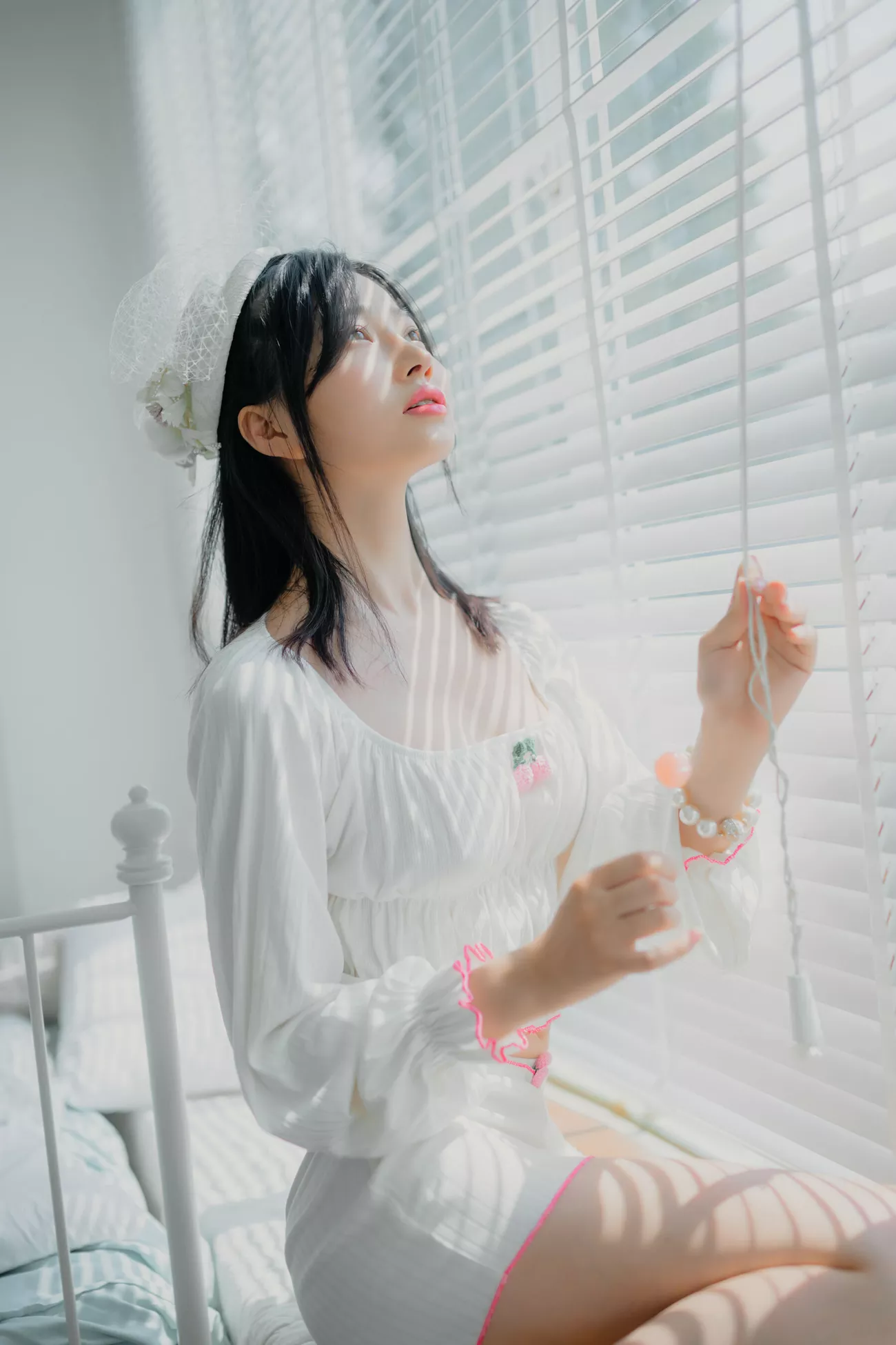 《吃棒棒糖的学生》 高质写真组图 年年