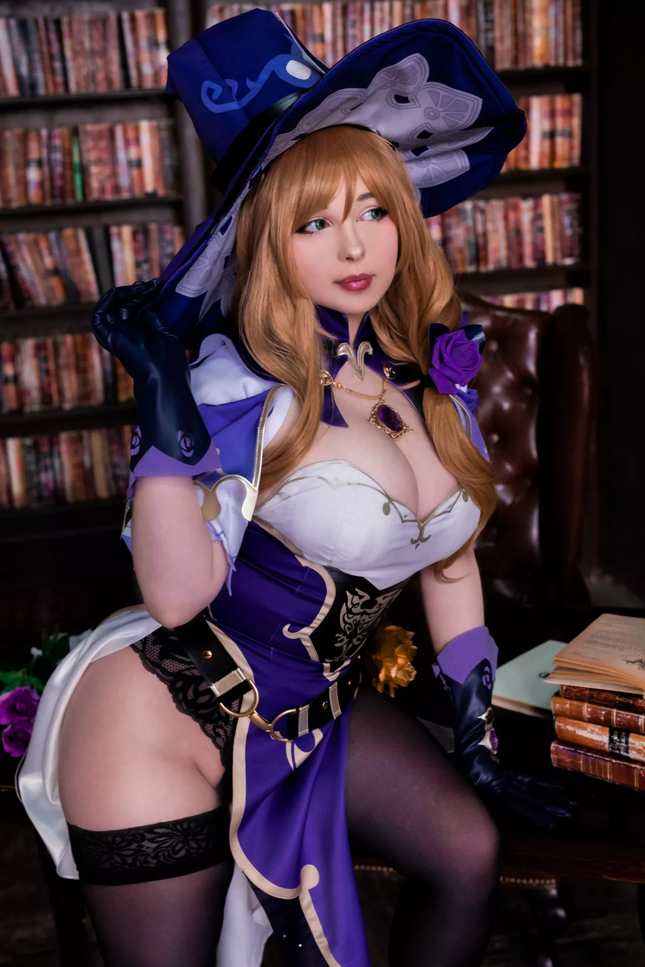 Impact 美女 【Yoshi Genshin Minci 福利 Lisa Nobi】 Cosplay