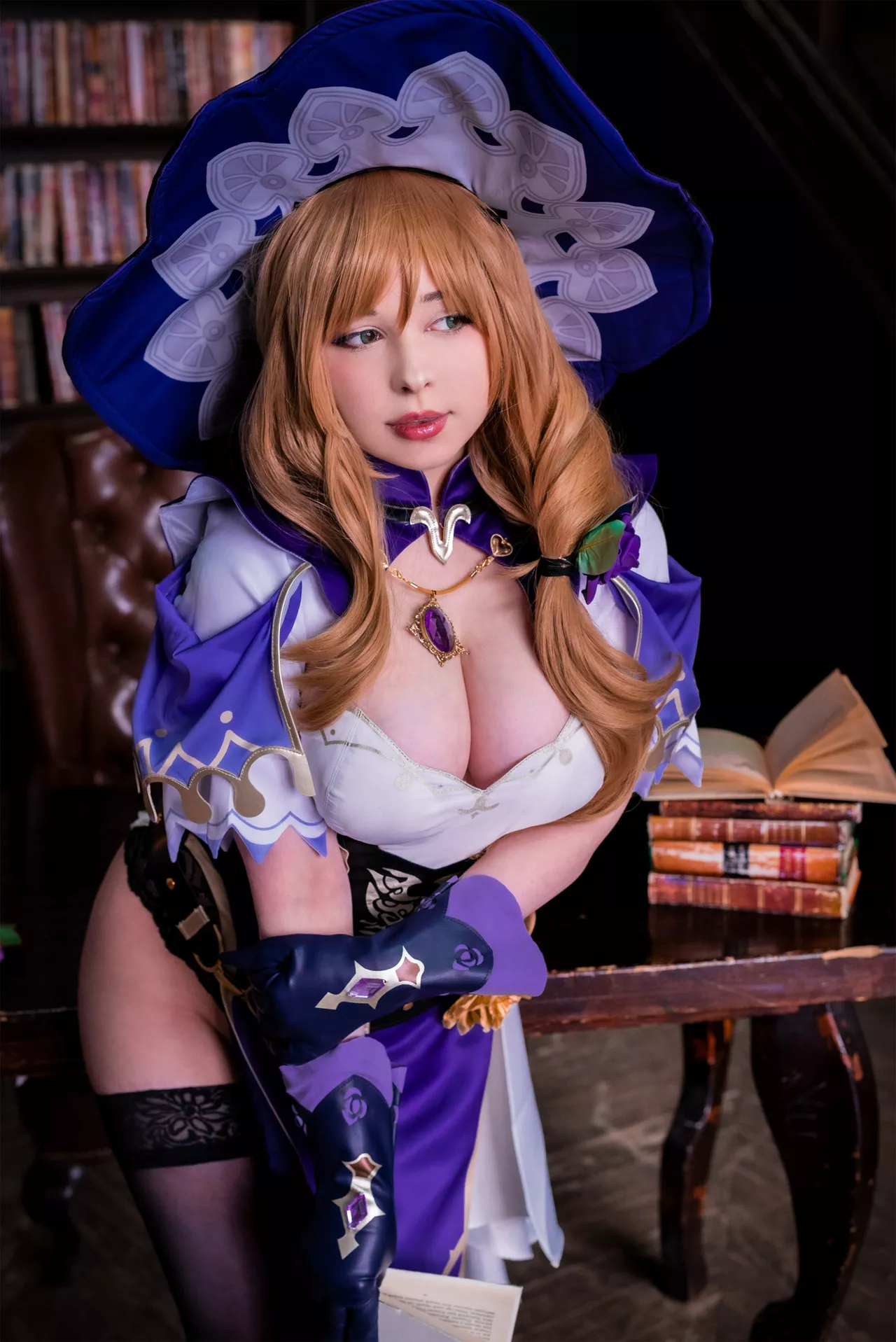 Impact 美女 【Yoshi Genshin Minci 福利 Lisa Nobi】 Cosplay