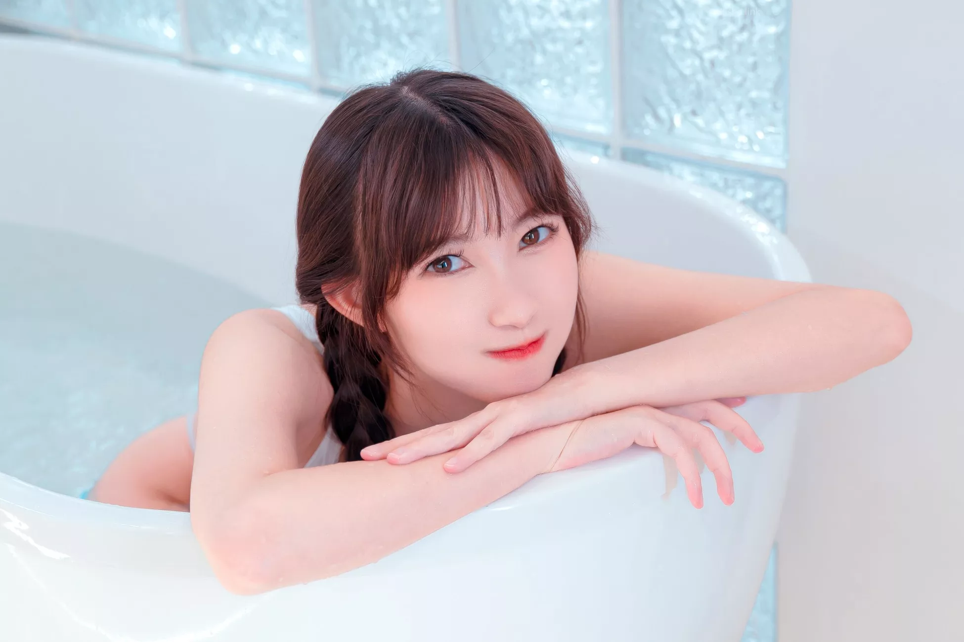 高画质写真套图 夏树 《奇妙之旅》