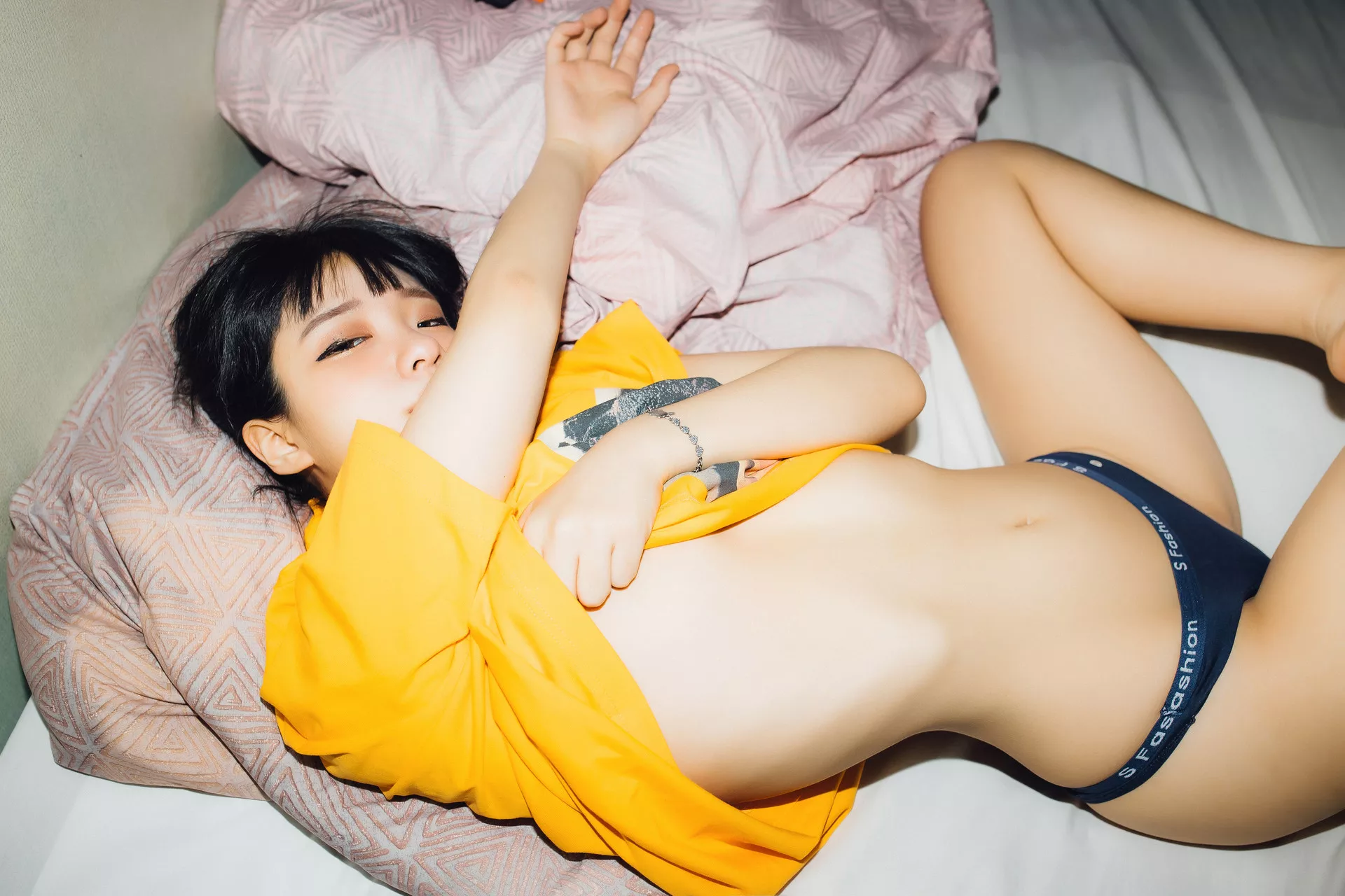 嫩模 写真 Cute Jenny 高丽 Jeong (58P) 月夜快照】 【Moon Night Jenny Snap is