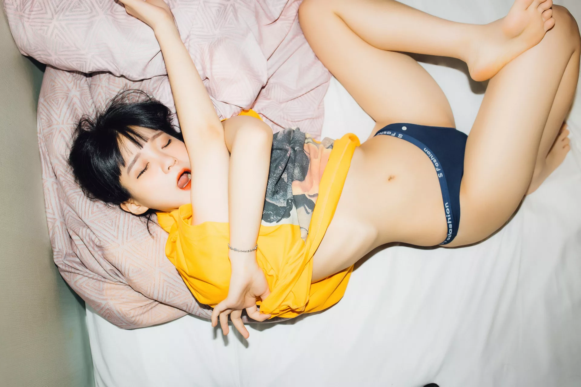 嫩模 写真 Cute Jenny 高丽 Jeong (58P) 月夜快照】 【Moon Night Jenny Snap is
