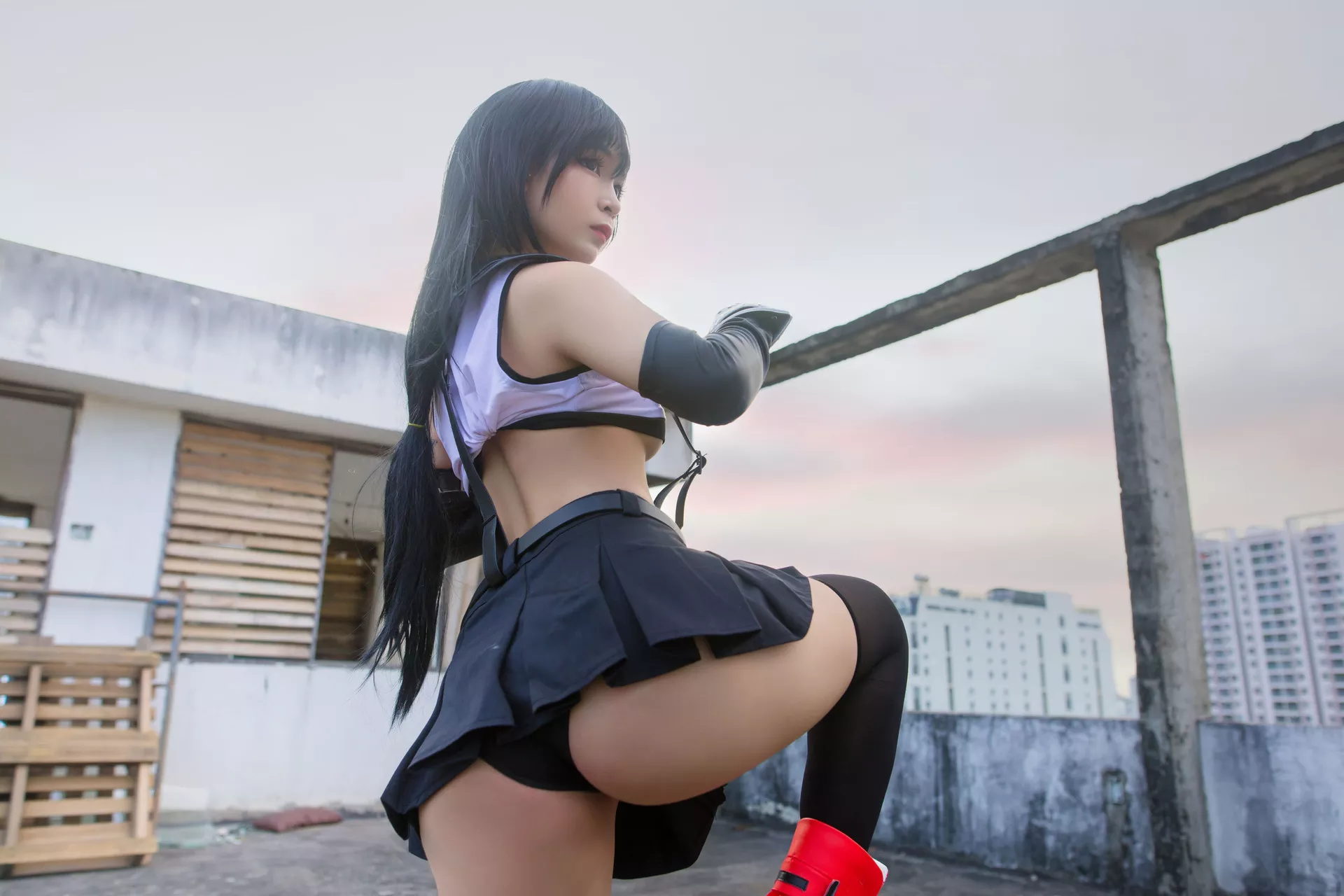 【Umeko 梅子】 Lockhart No.1 福报 J. Cosplay 丽人 Tifa