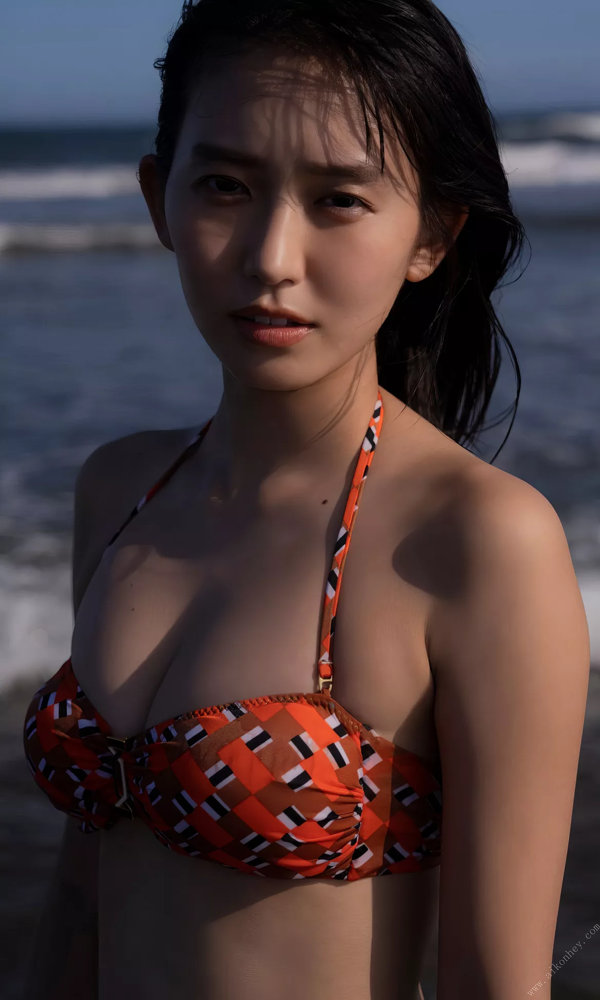 Shida Nene ) Post 志田音々Shukan VIP中幅 (周刊