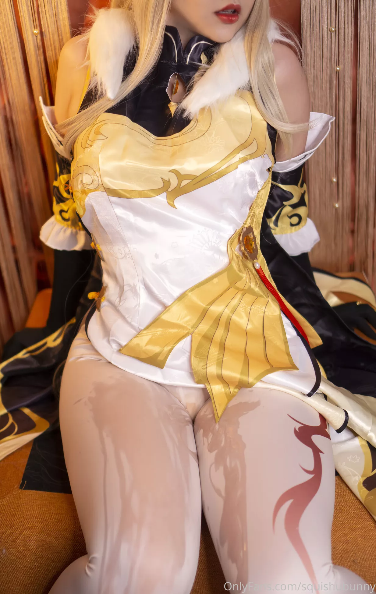 (Genshin Cosplay Níngguang 福报 【Hana Impact) 凝光 Bunny】 仙女
