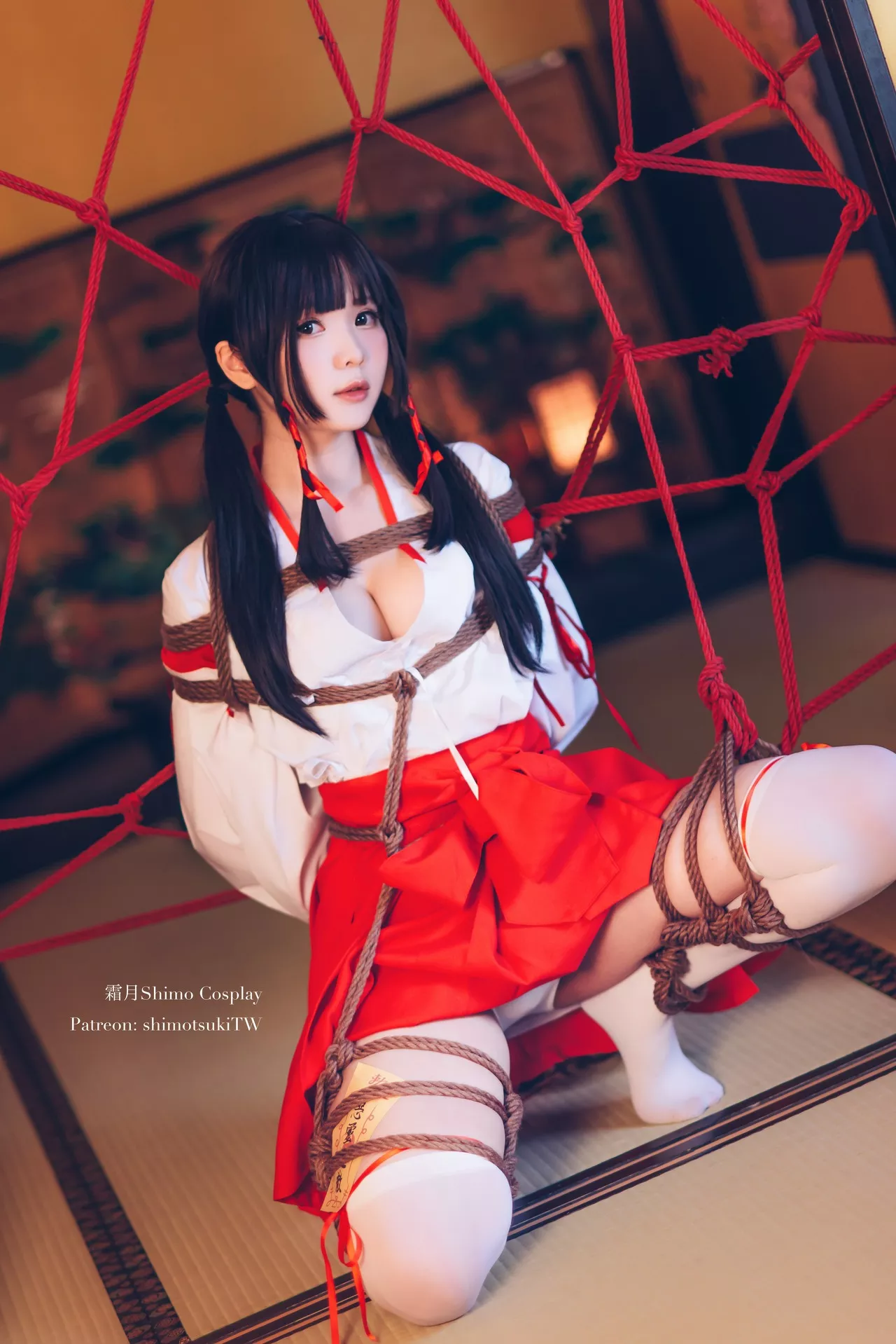 shimo】 【霜月 Bundle 尤物 Miko 福报 Cosplay 女巫绑缚