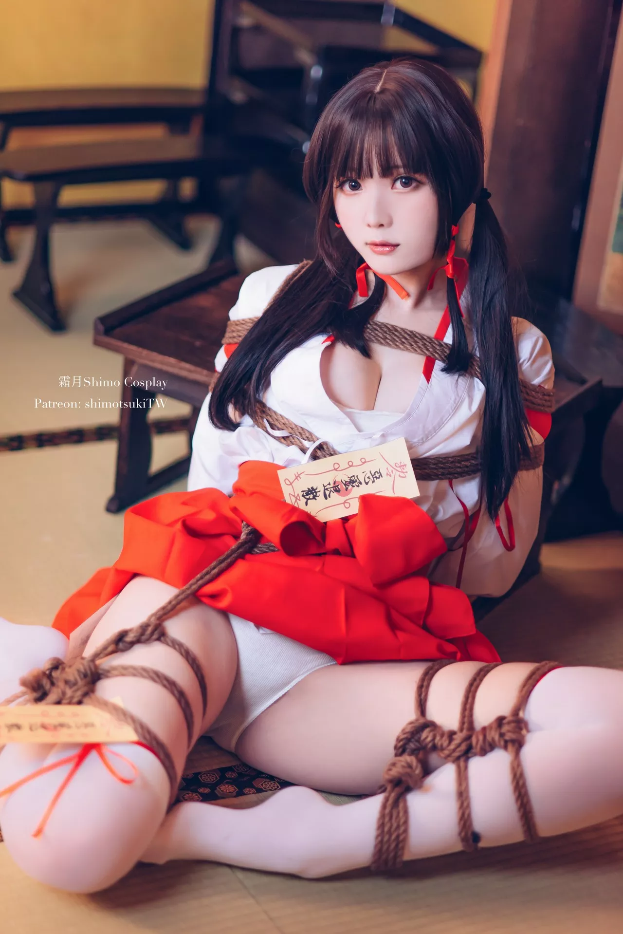 shimo】 【霜月 Bundle 尤物 Miko 福报 Cosplay 女巫绑缚