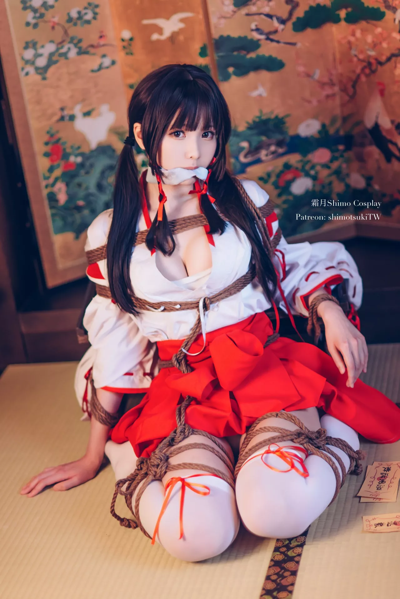shimo】 【霜月 Bundle 尤物 Miko 福报 Cosplay 女巫绑缚