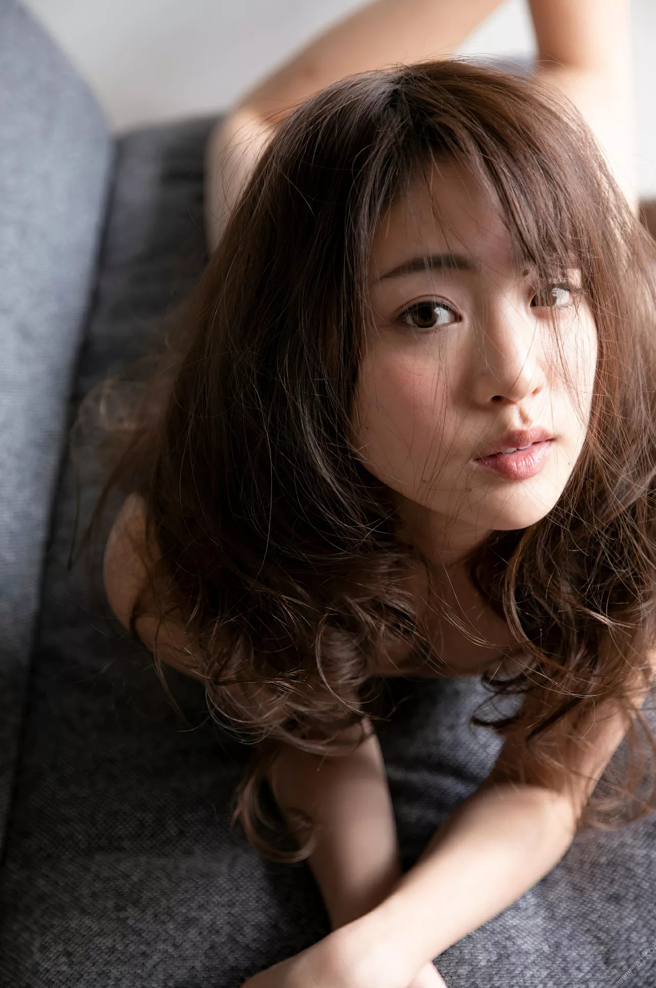 【の魂は美脚に宿る】 志田友美FLASH 日本 全集修正 Shida 靓模 优秀摄影写真 Yuumi