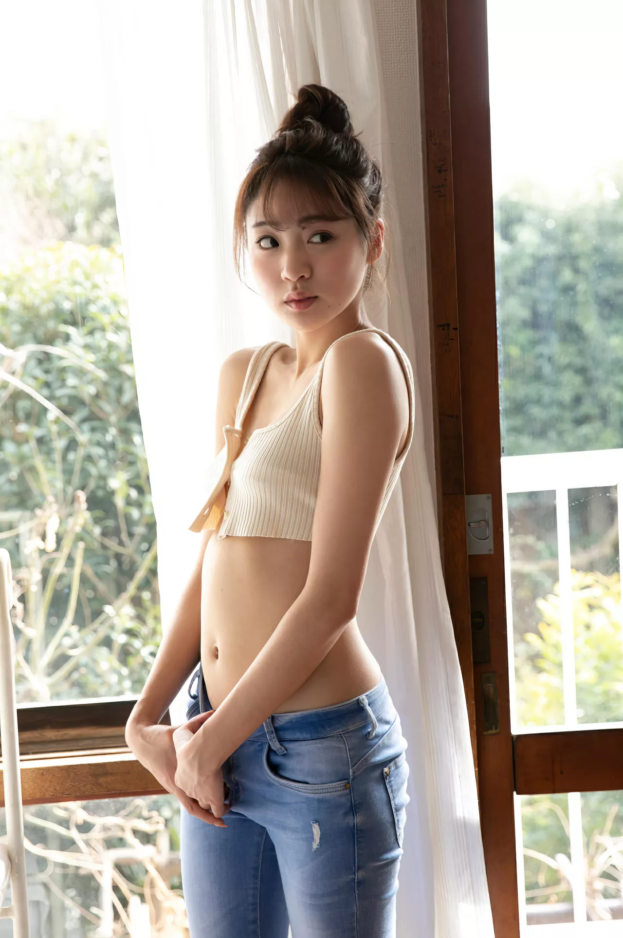 【の魂は美脚に宿る】 志田友美FLASH 日本 全集修正 Shida 靓模 优秀摄影写真 Yuumi