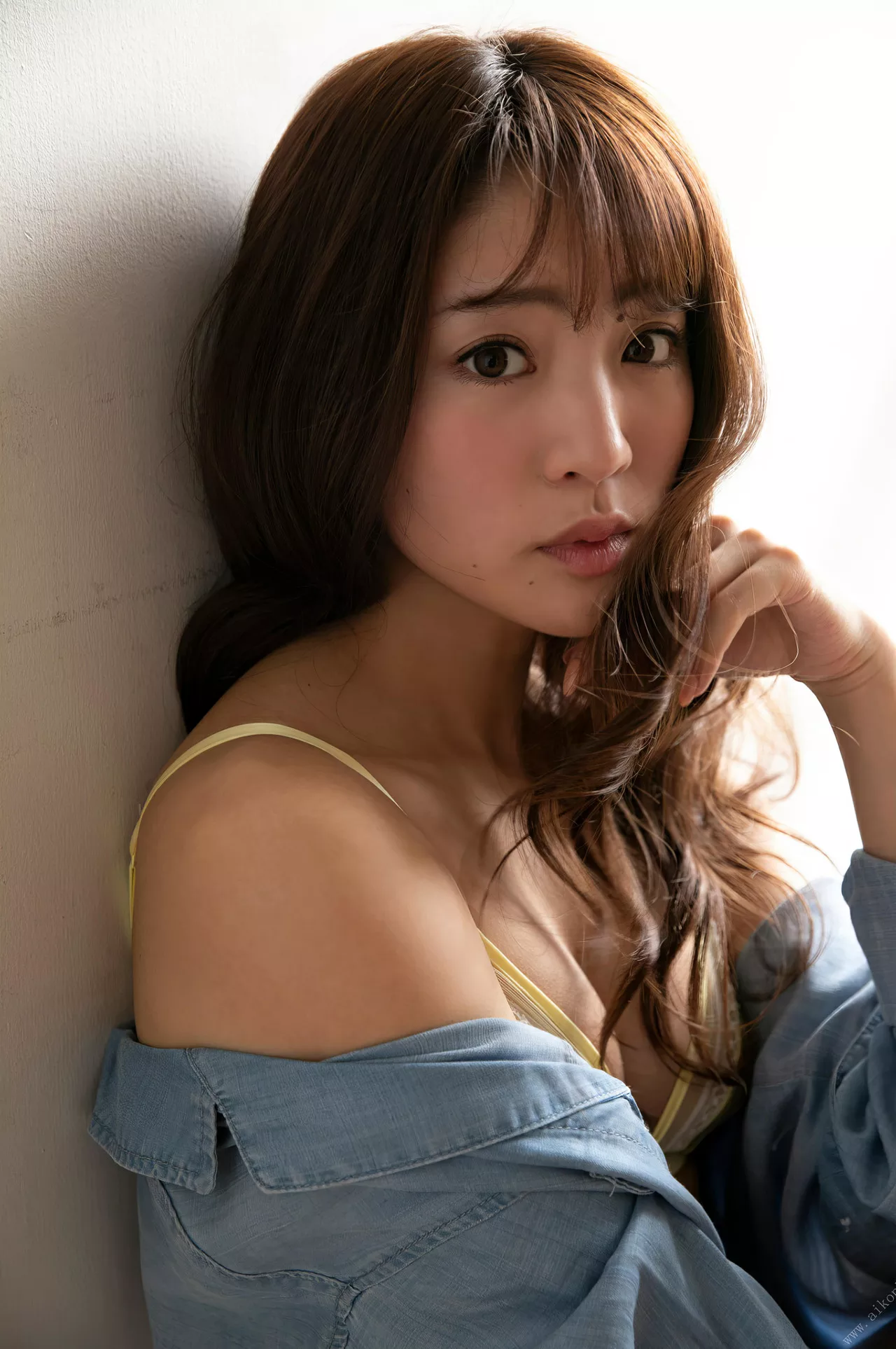 【の魂は美脚に宿る】 志田友美FLASH 日本 全集修正 Shida 靓模 优秀摄影写真 Yuumi