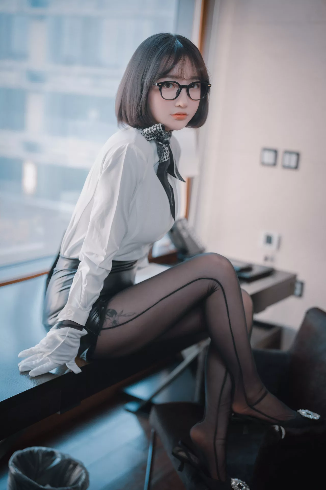 艳模 大佳玩】 Naughty Supervisor Yeeun【DJAWA Son 写真 全集修正 高丽