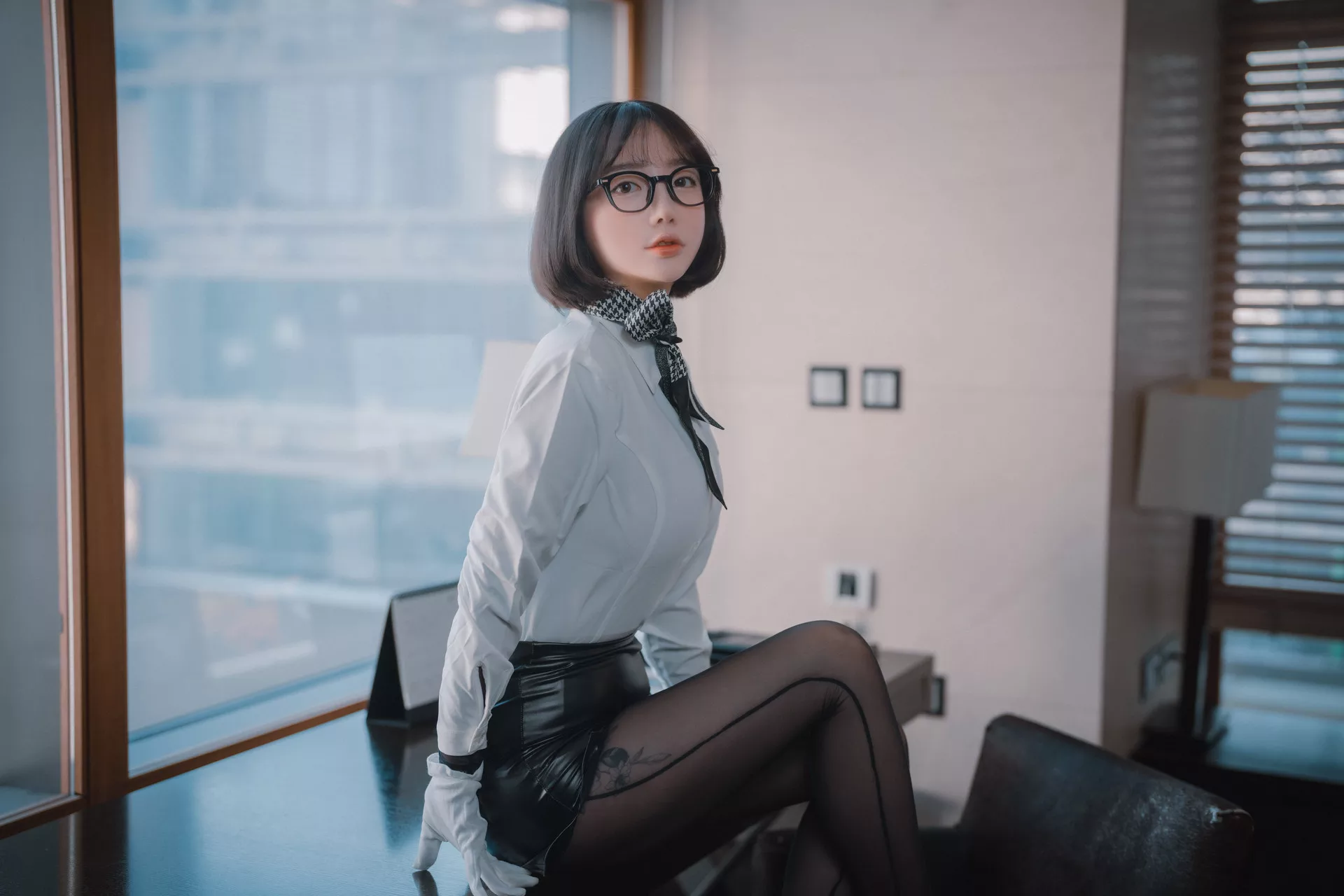 艳模 大佳玩】 Naughty Supervisor Yeeun【DJAWA Son 写真 全集修正 高丽