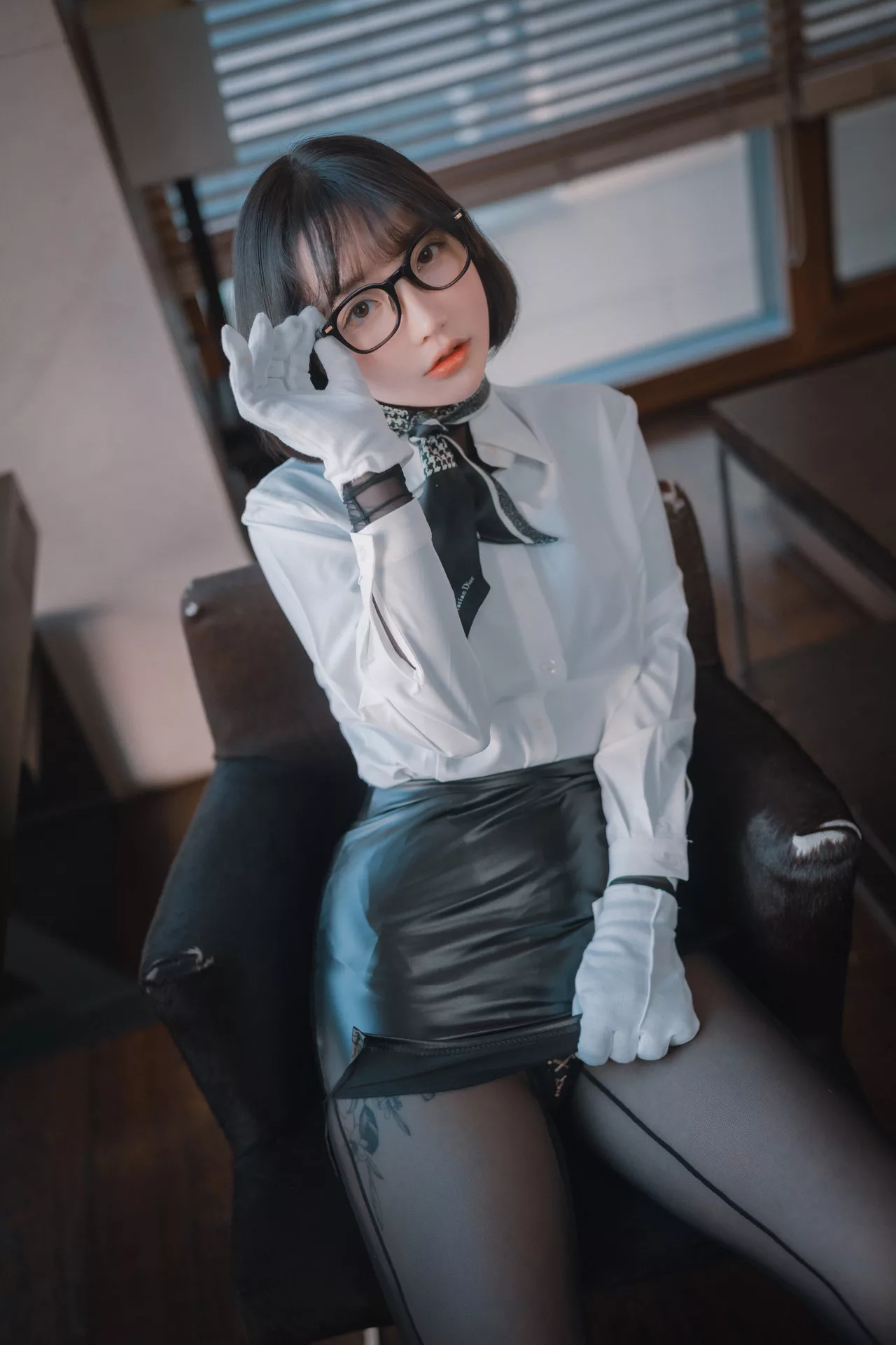 艳模 大佳玩】 Naughty Supervisor Yeeun【DJAWA Son 写真 全集修正 高丽
