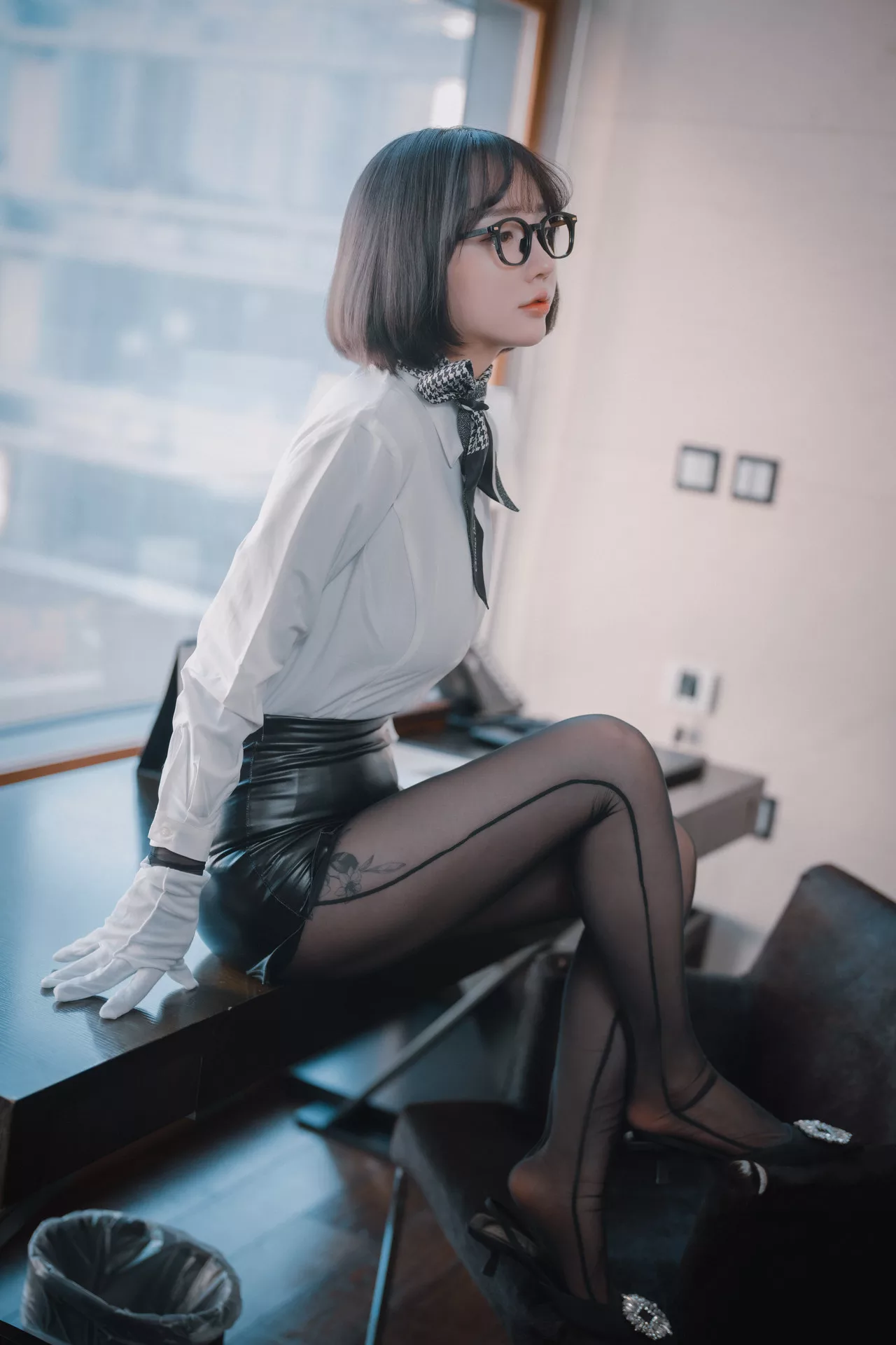 艳模 大佳玩】 Naughty Supervisor Yeeun【DJAWA Son 写真 全集修正 高丽