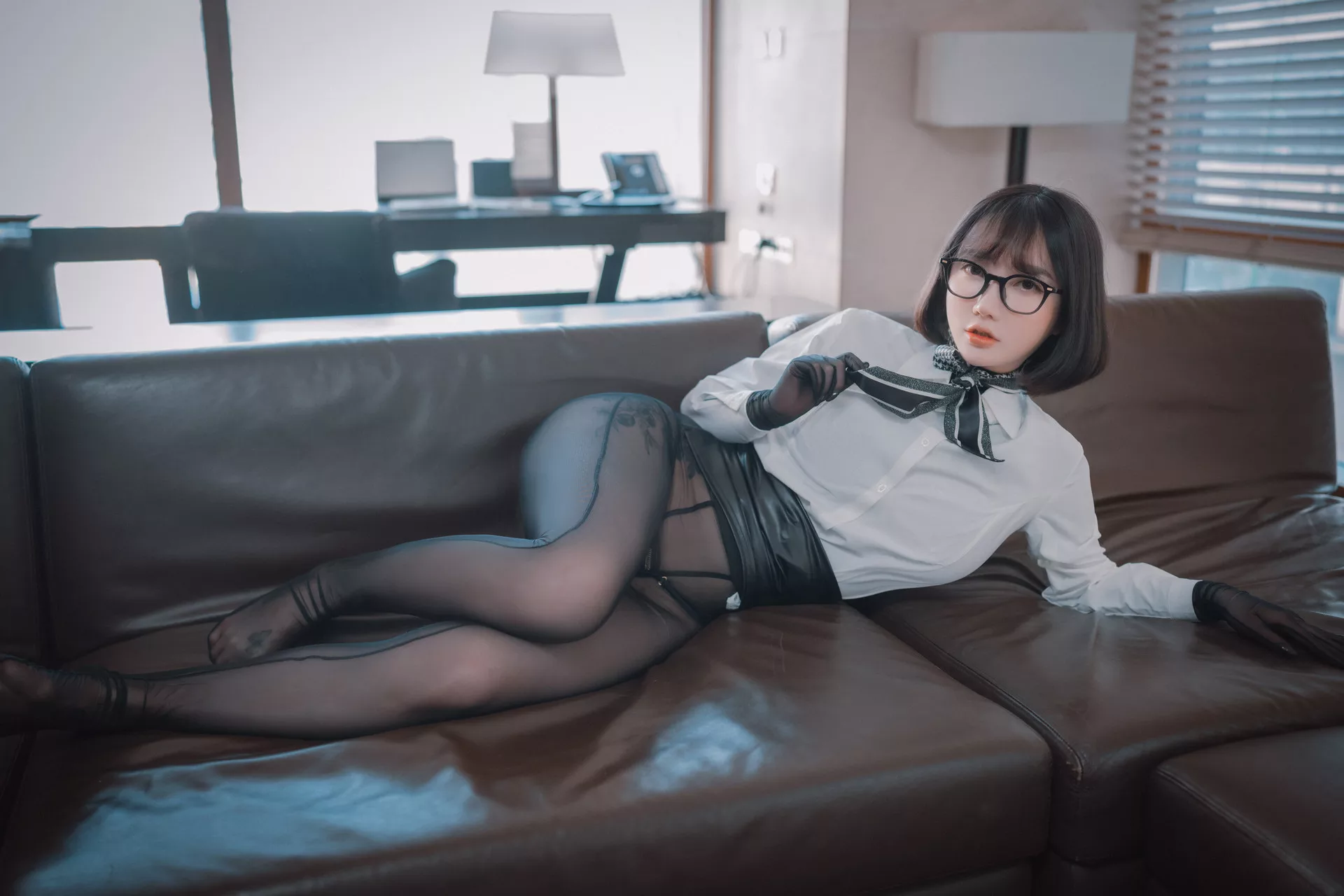 艳模 大佳玩】 Naughty Supervisor Yeeun【DJAWA Son 写真 全集修正 高丽