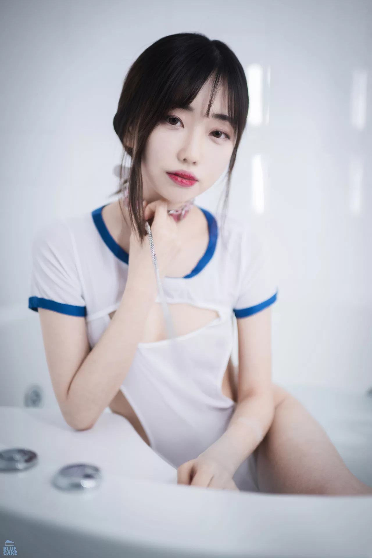 全集修正 One 摄影 尤物 韩国 White 蓝色蛋糕】 RED.Ver Won【BLUECAKE Kim Ji
