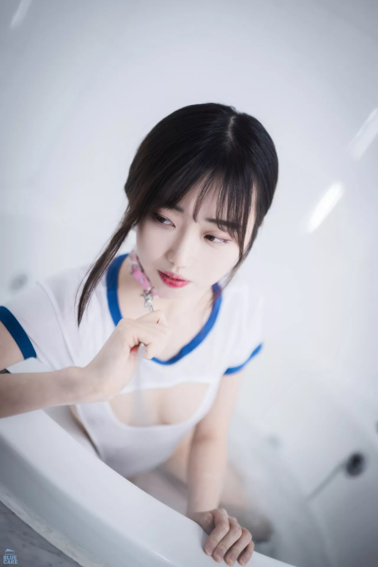 全集修正 One 摄影 尤物 韩国 White 蓝色蛋糕】 RED.Ver Won【BLUECAKE Kim Ji