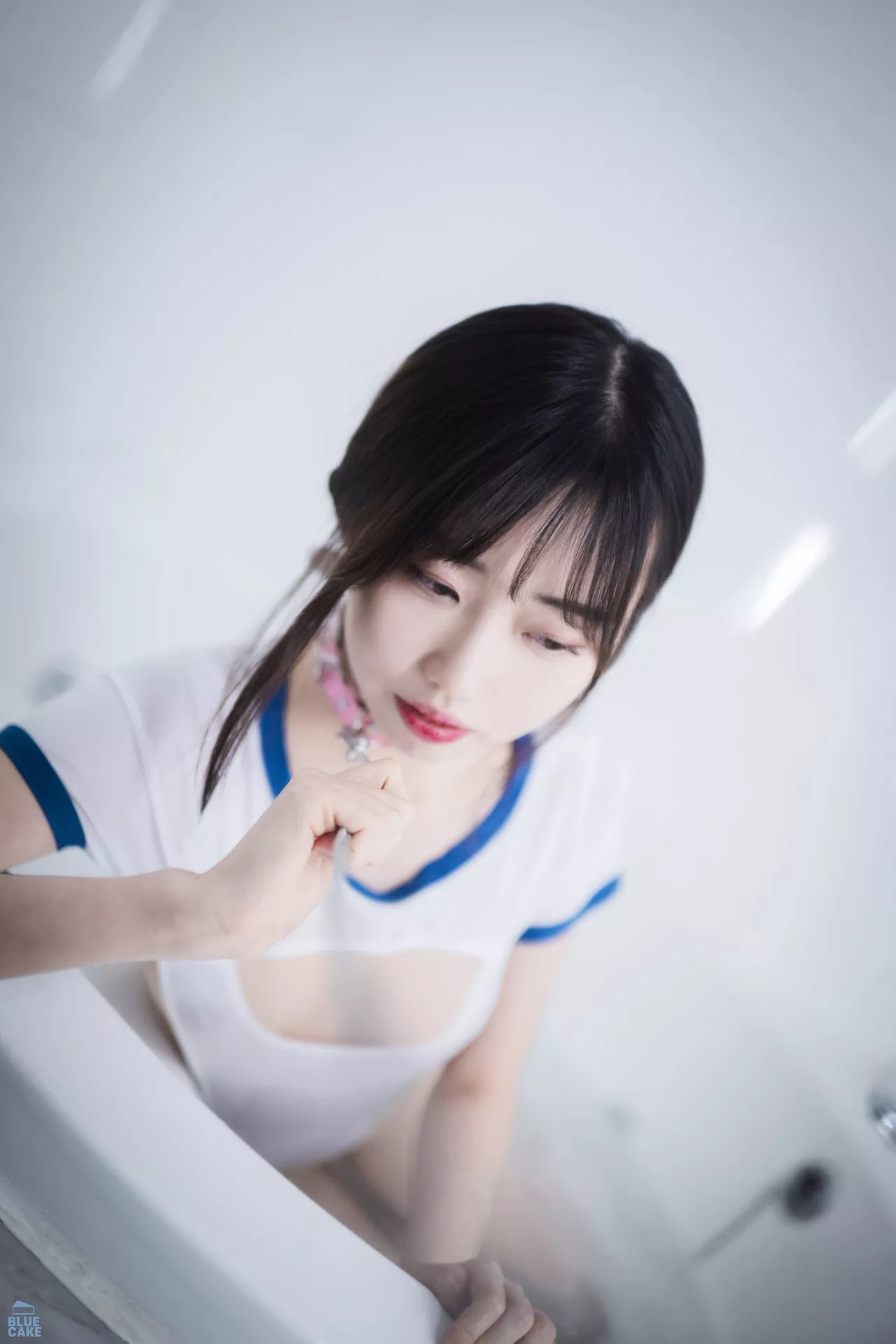 全集修正 One 摄影 尤物 韩国 White 蓝色蛋糕】 RED.Ver Won【BLUECAKE Kim Ji