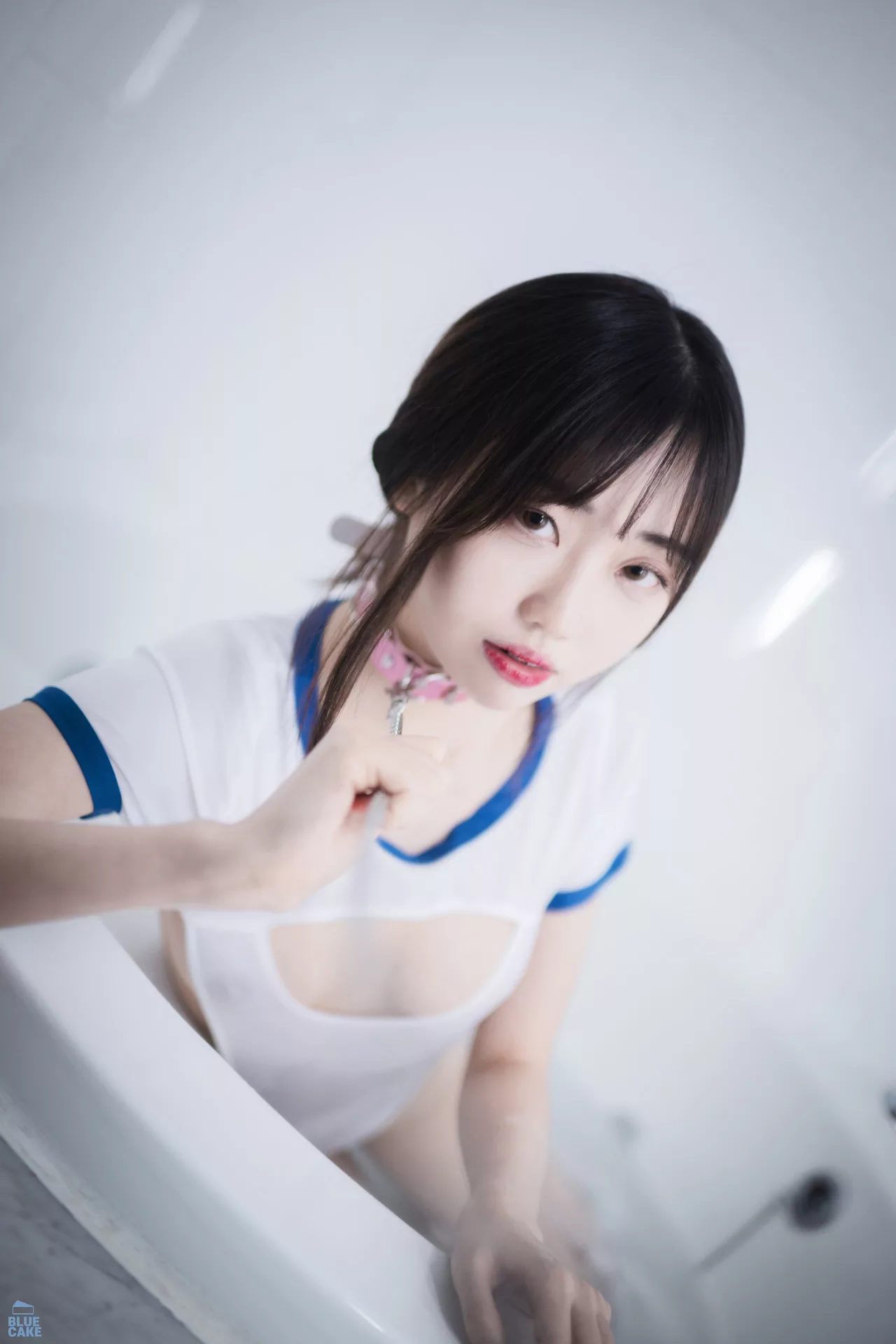 全集修正 One 摄影 尤物 韩国 White 蓝色蛋糕】 RED.Ver Won【BLUECAKE Kim Ji
