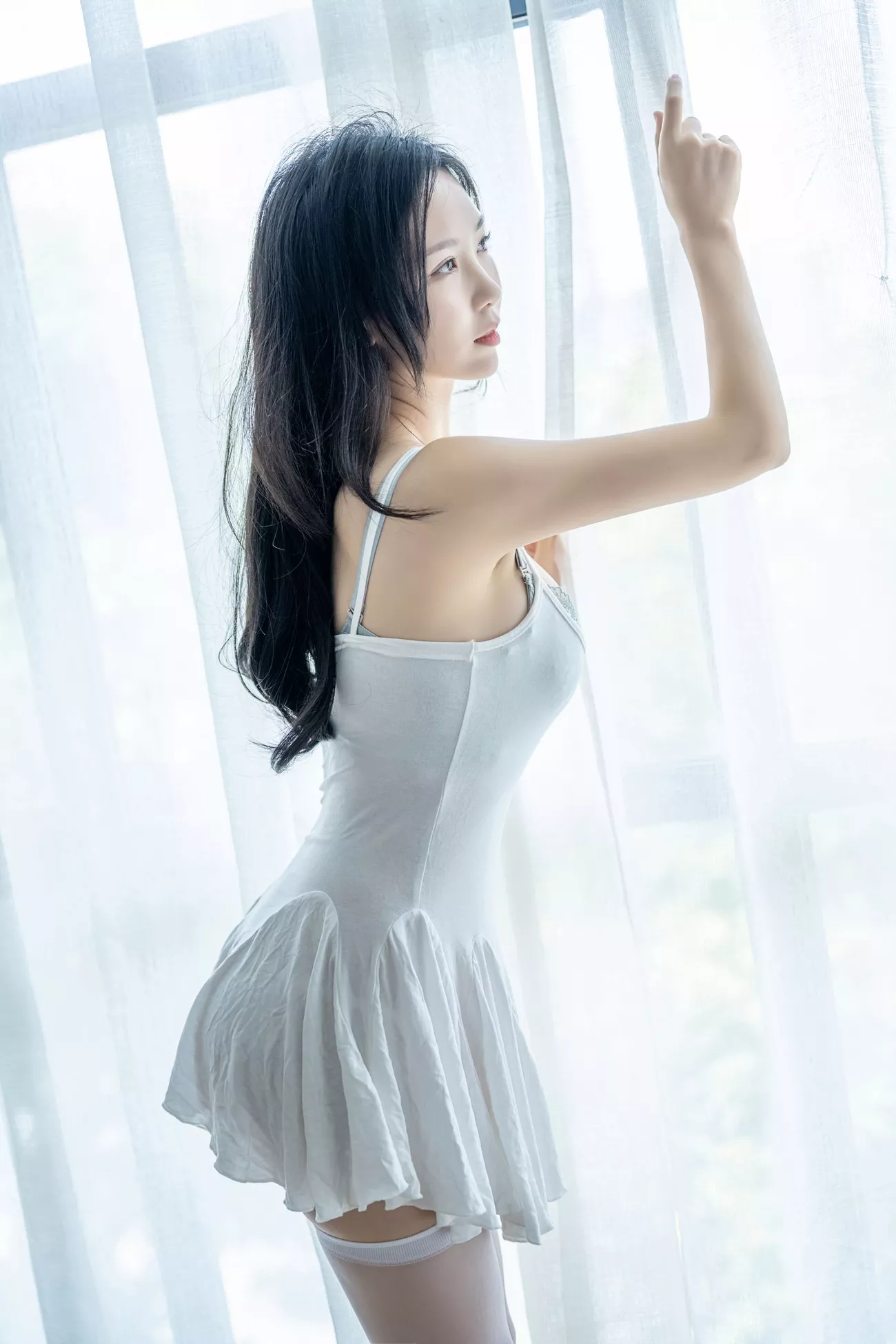 密拍 超清 ・ 抖娘 《定制�K缚》 写真 利世