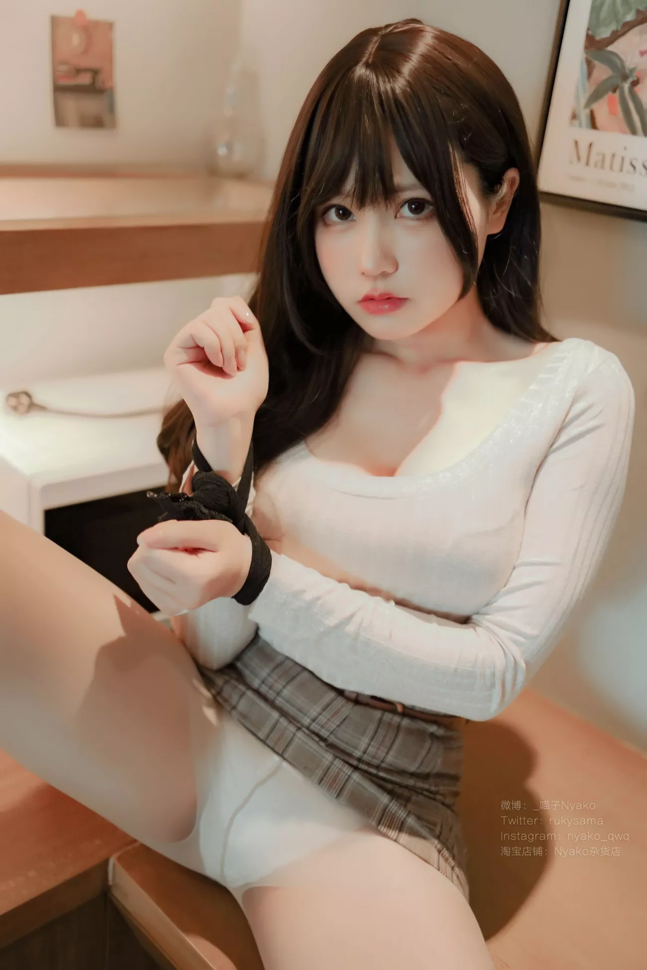 写真 《 本》 姐姐 密拍 Nyako 喵子 高质