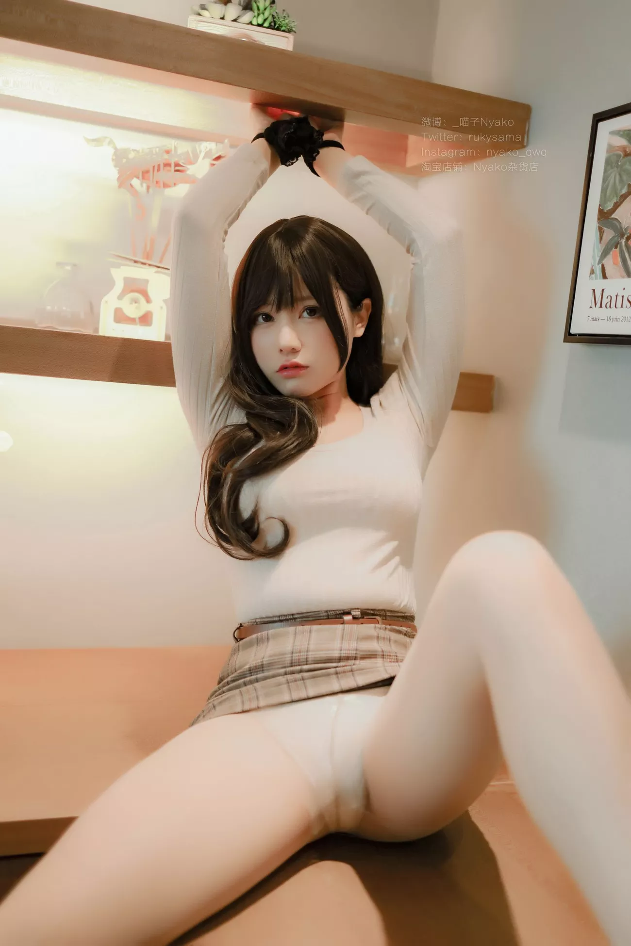 写真 《 本》 姐姐 密拍 Nyako 喵子 高质