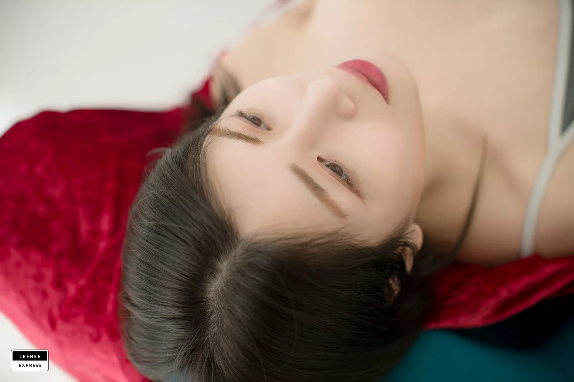 优秀 韩国 韩国 利熙快运 LERB 艺术图组图】 EXPRESS (47P) 011 艺术图 Min.E【LEEHEE 模特 美人