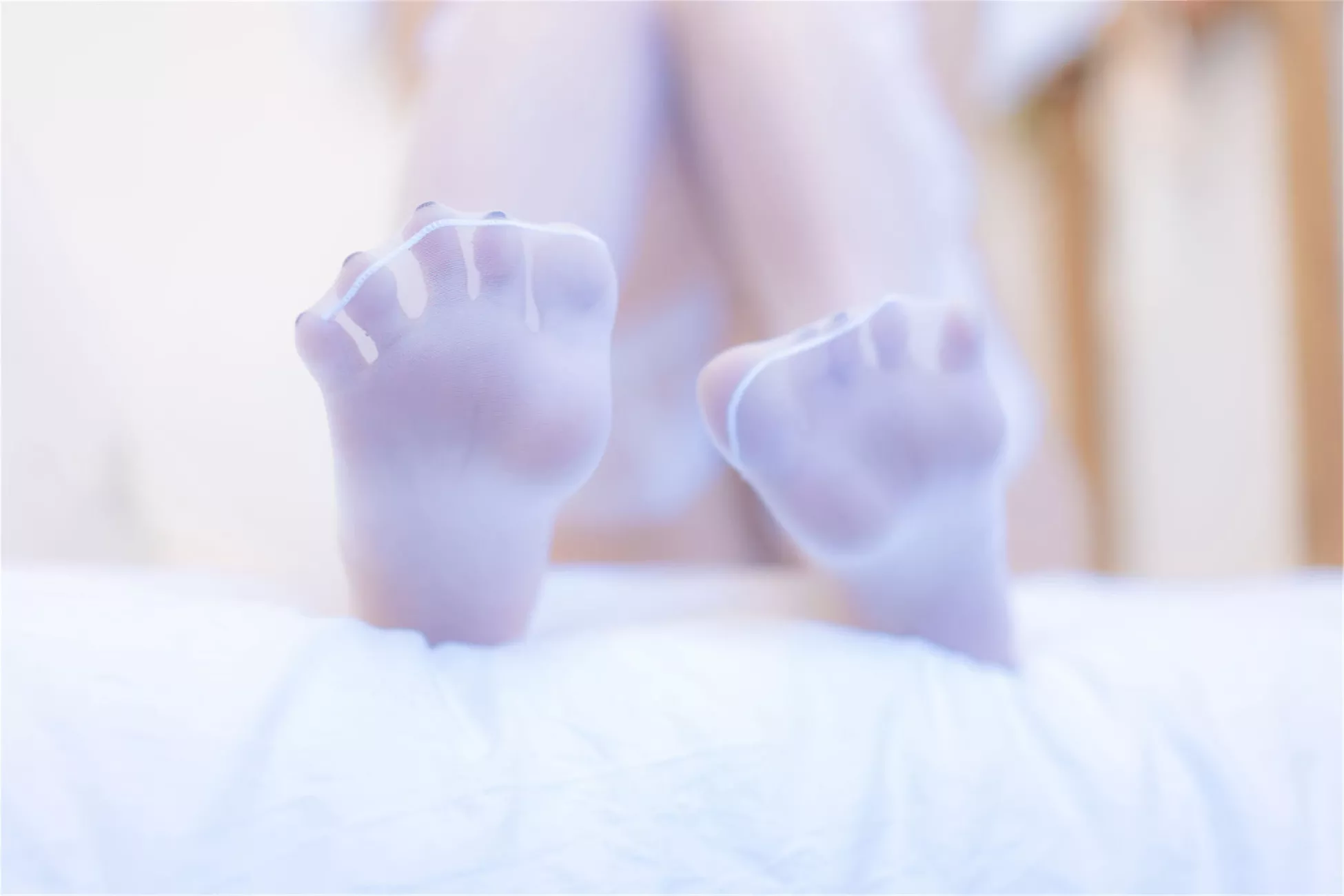 线喵 艺术图 《粉天使》 私拍 优质 过期米线