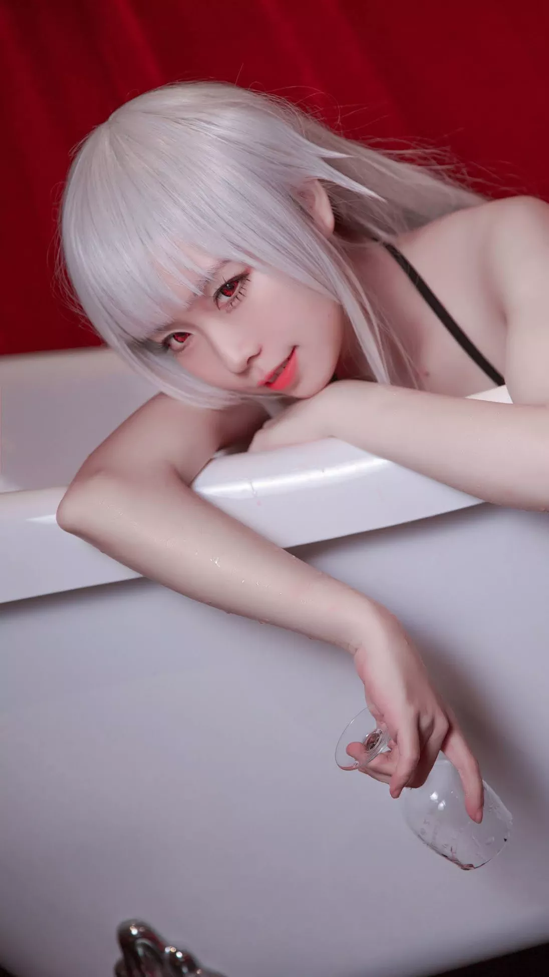 No.15 【G44 丽人 Kirie Cosplay 雾枝披风 Kagarino 不会受伤】 福利