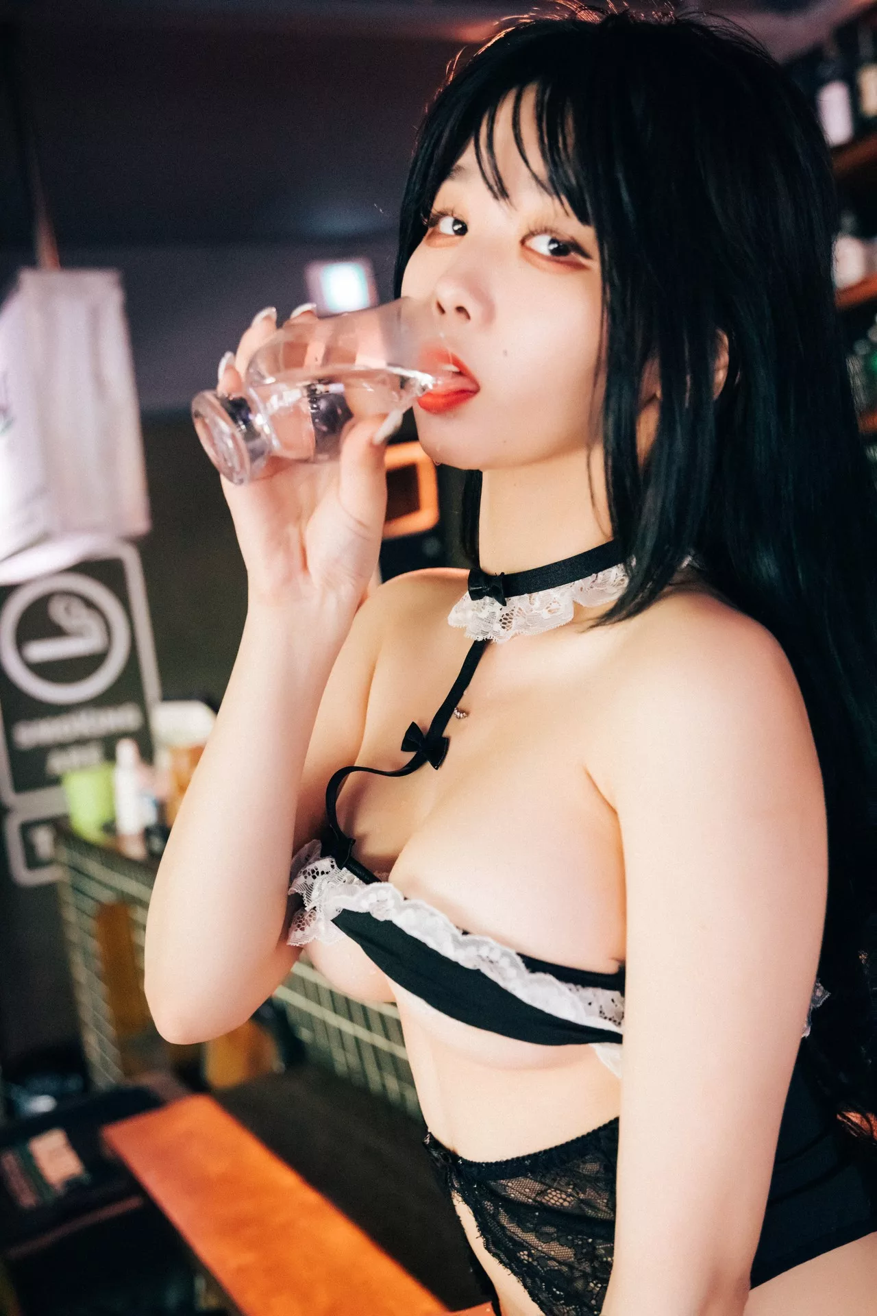 尤物 ZIA.Kwon【Loozy 尤物 写真 棒子 淫惰菇凉 全集修正 SM 写真】 Bar 棒子